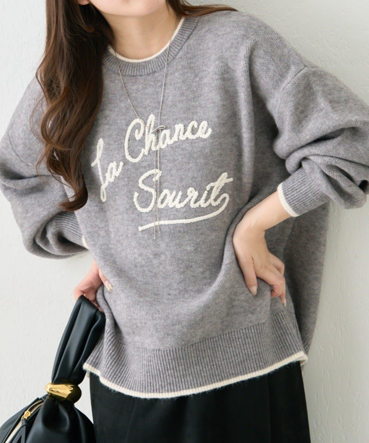 【NAO】繡花字母標誌套頭衫