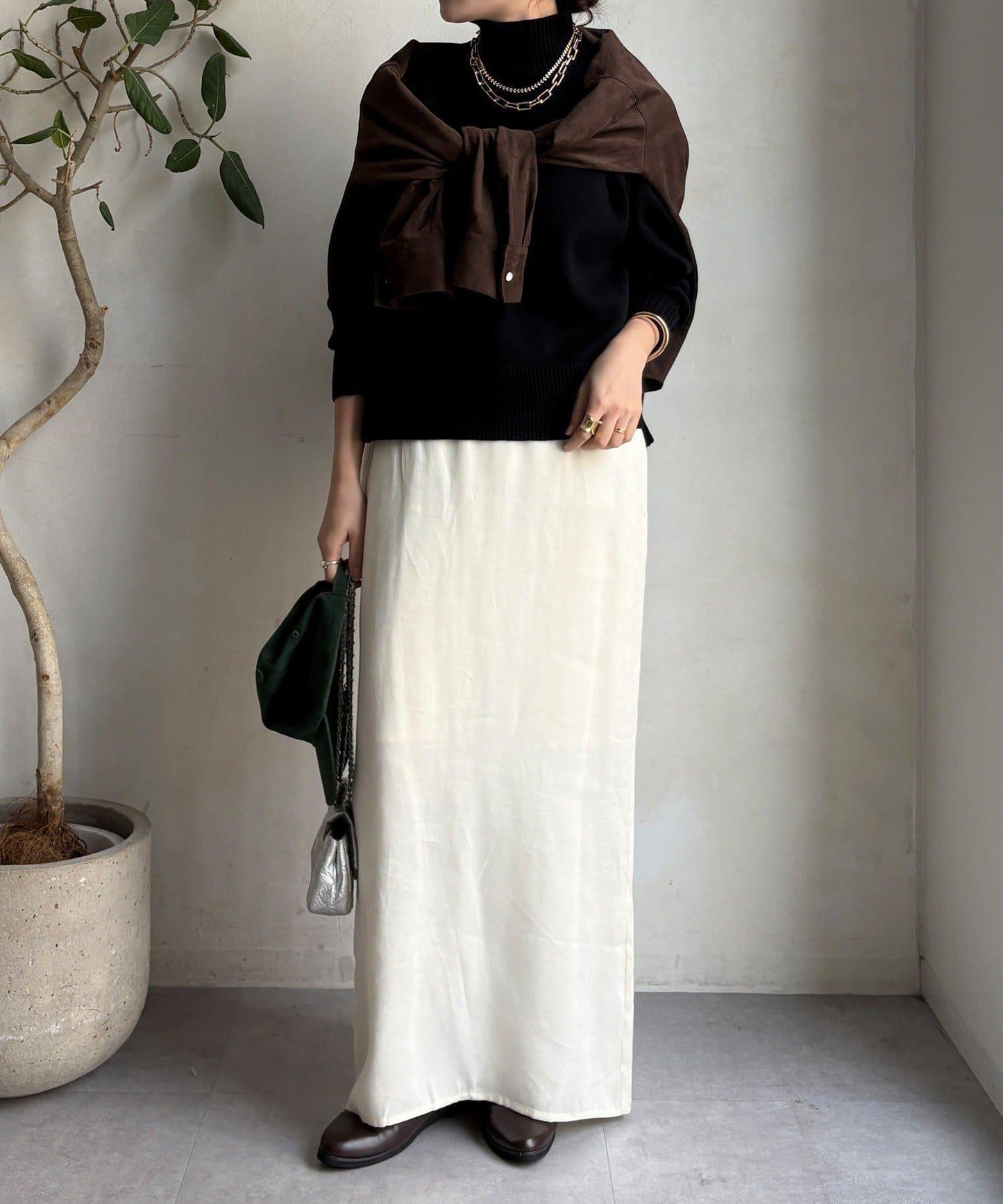 側開叉高領針織衫