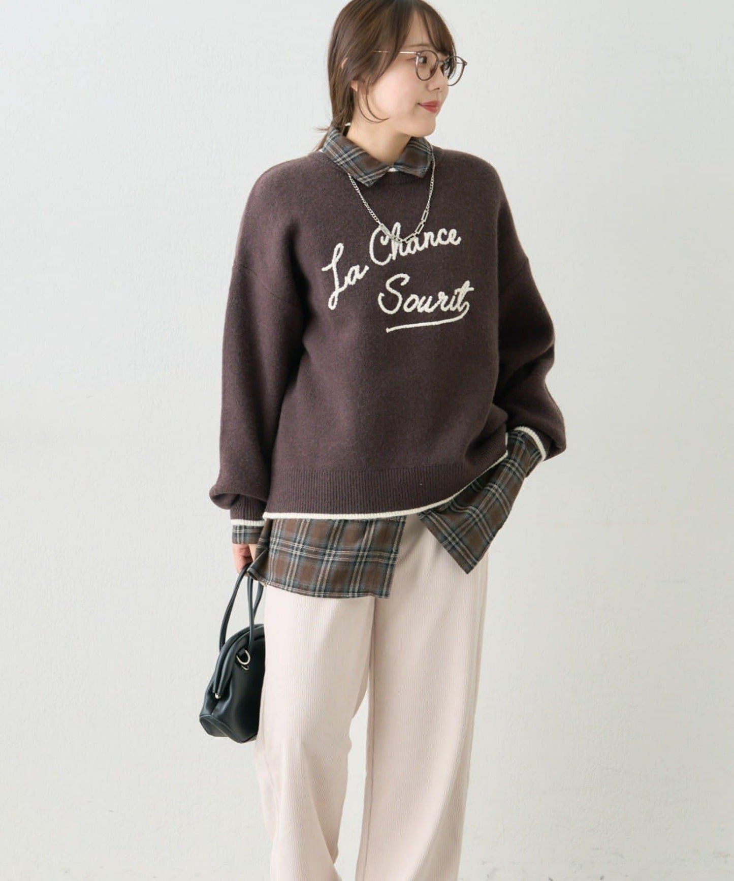 【NAO】繡花字母標誌套頭衫