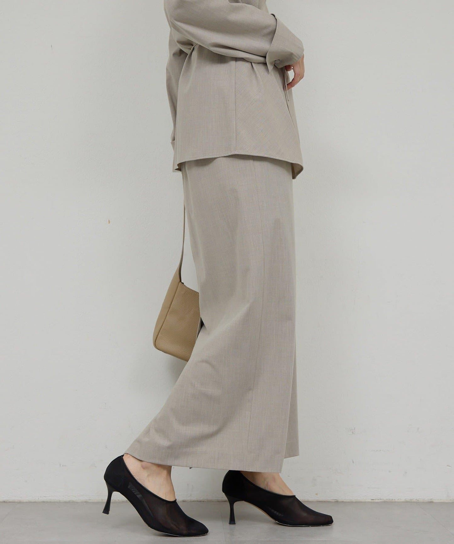 【近日開始】【可搭配套裝】修身半身裙