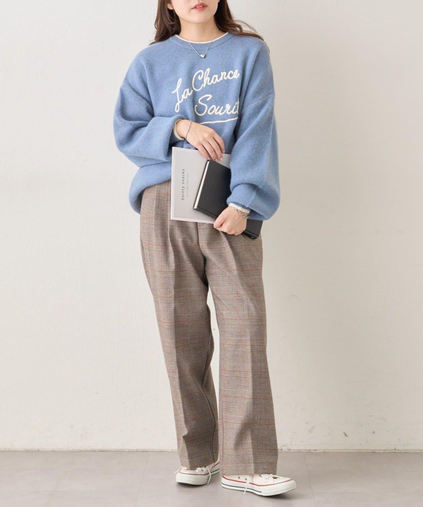 【NAO】繡花字母標誌套頭衫