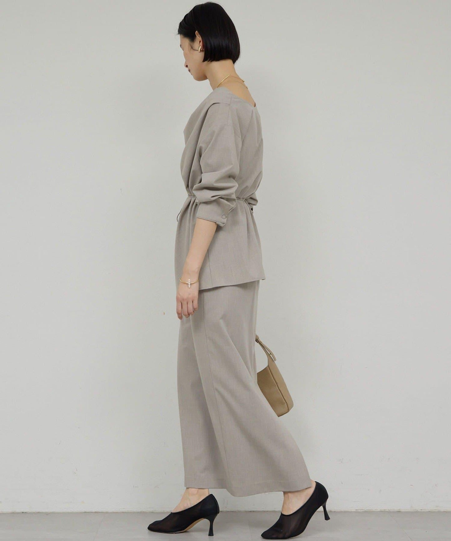 【近日開始】【可搭配套裝】修身半身裙