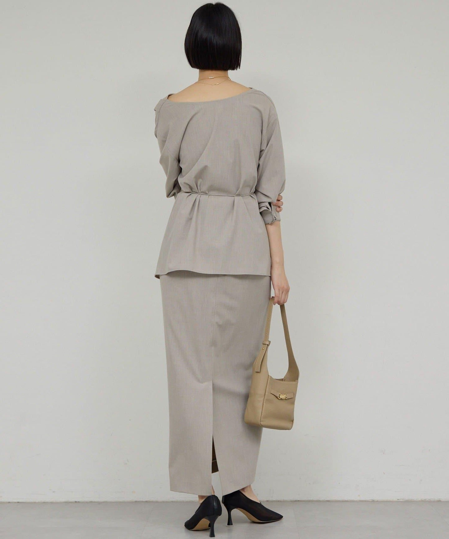 【近日開始】【可搭配套裝】修身半身裙