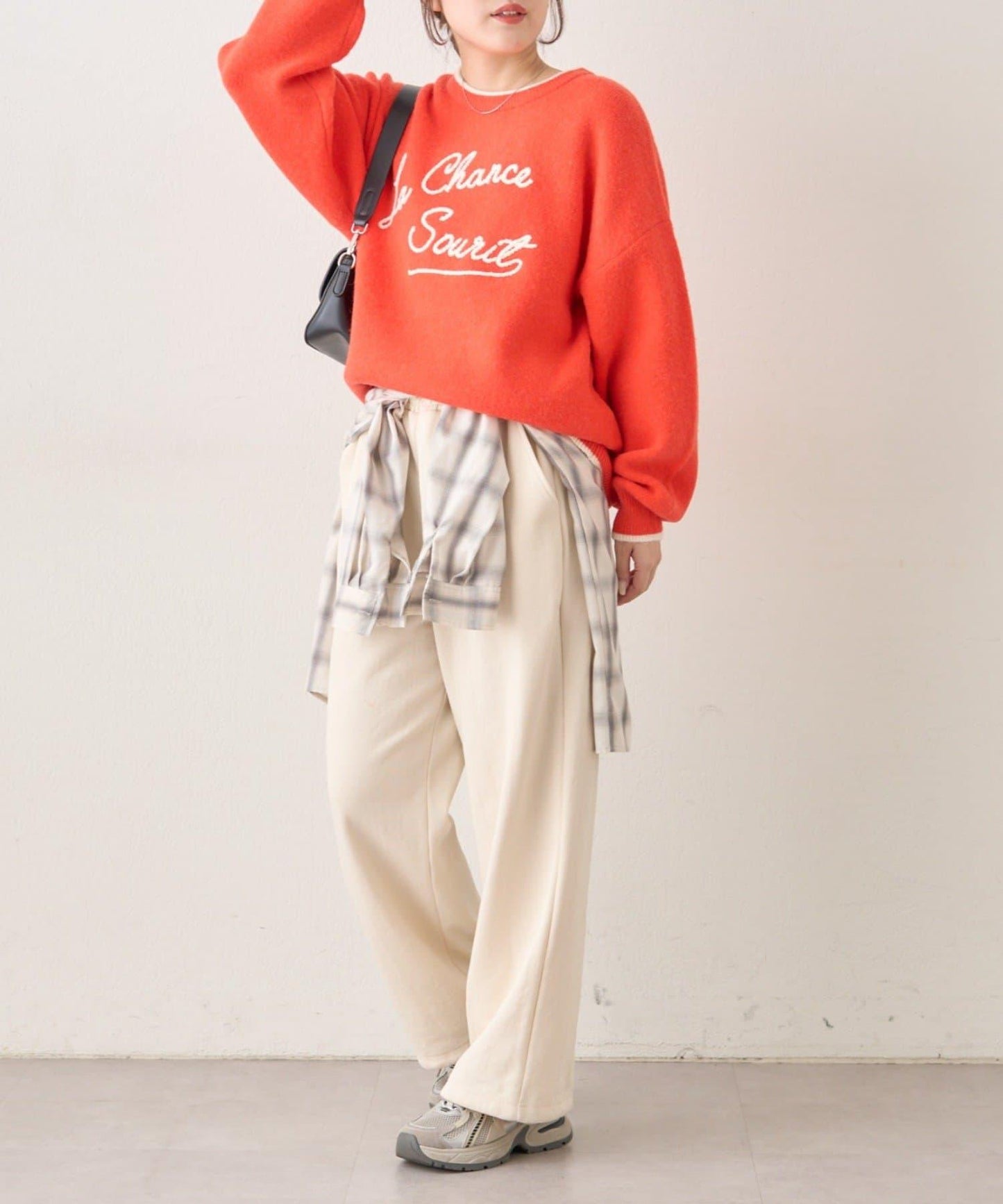 【NAO】繡花字母標誌套頭衫