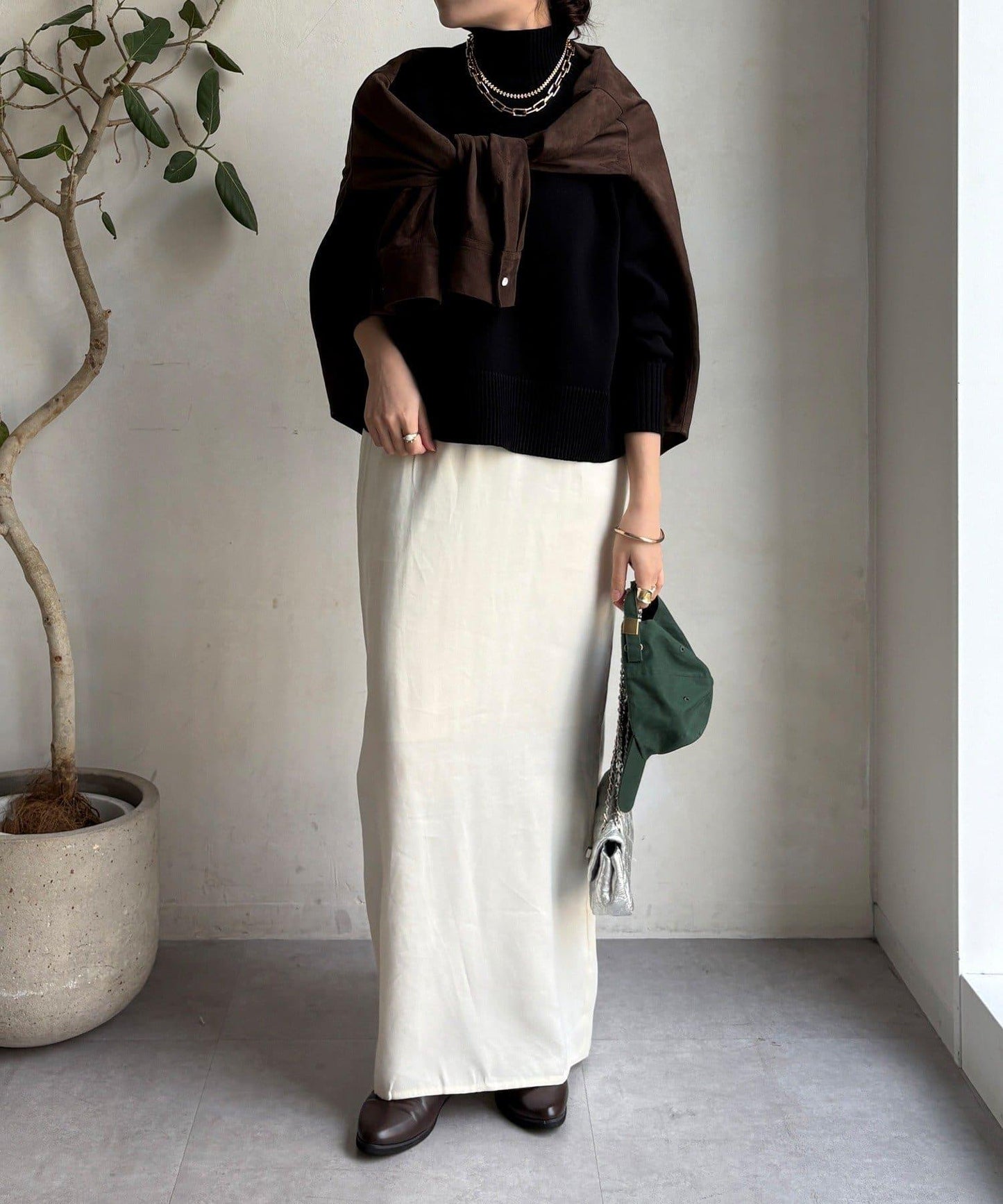 側開叉高領針織衫