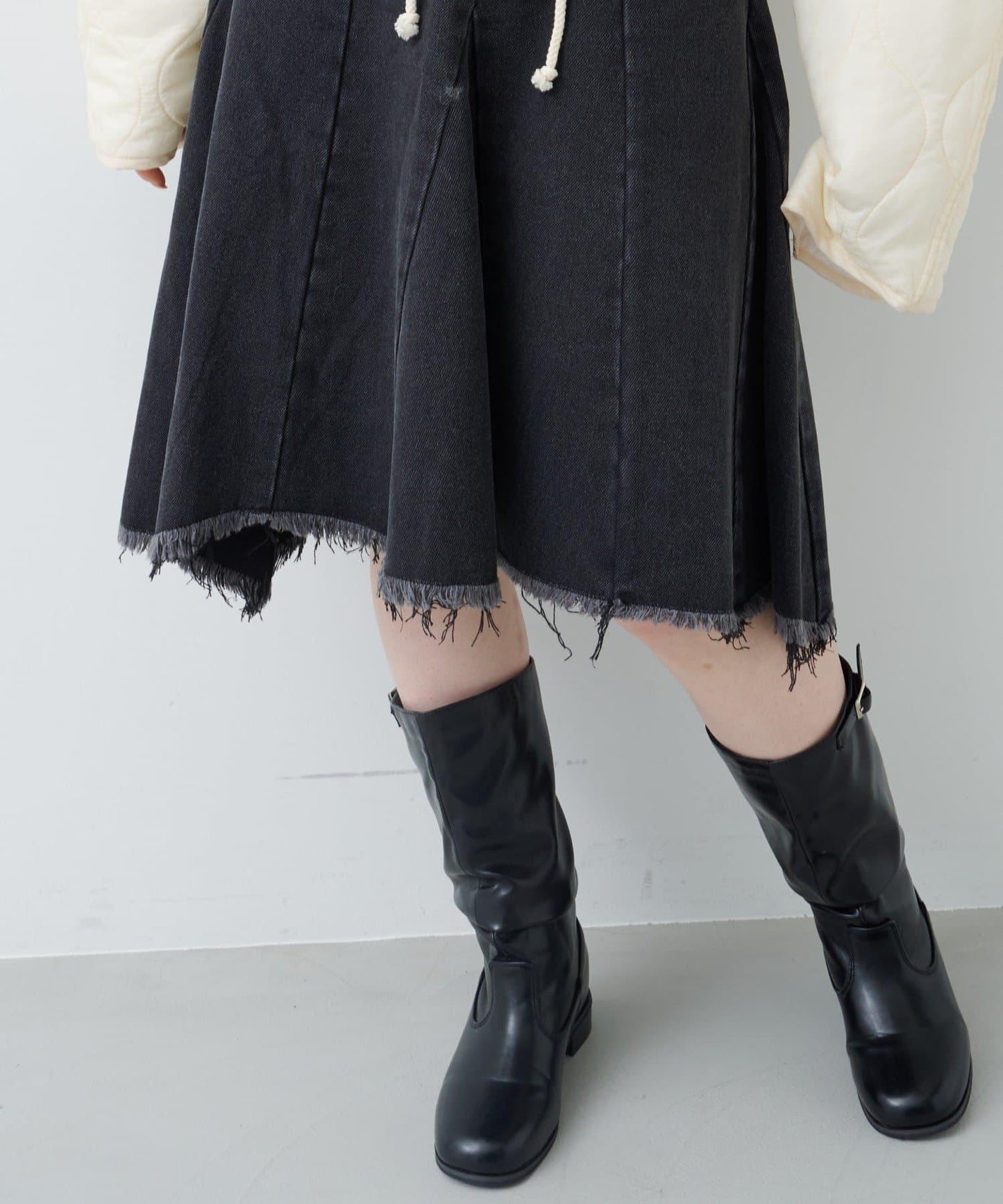 破洞不對稱中長裙