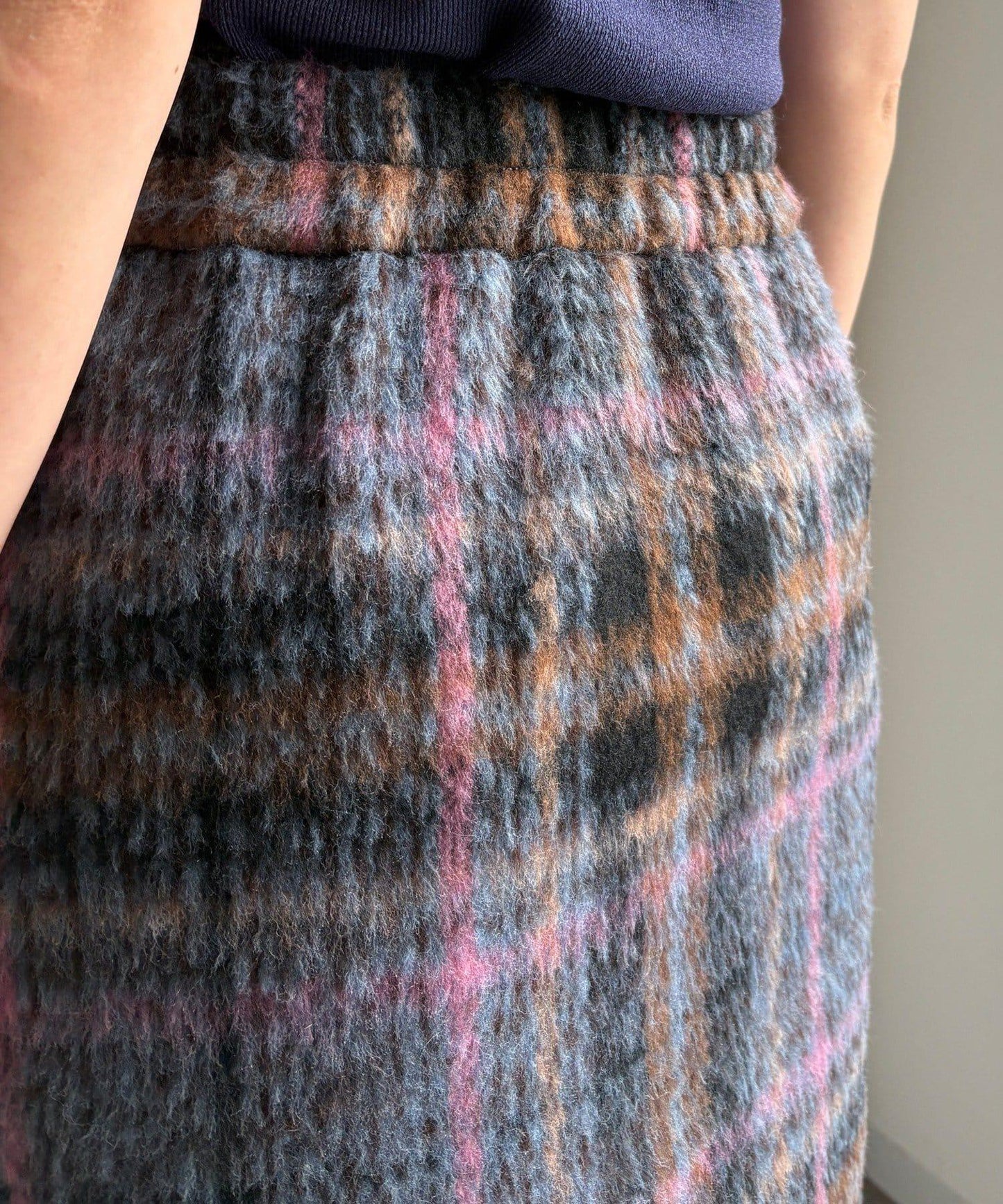 毛絨格紋迷你裙