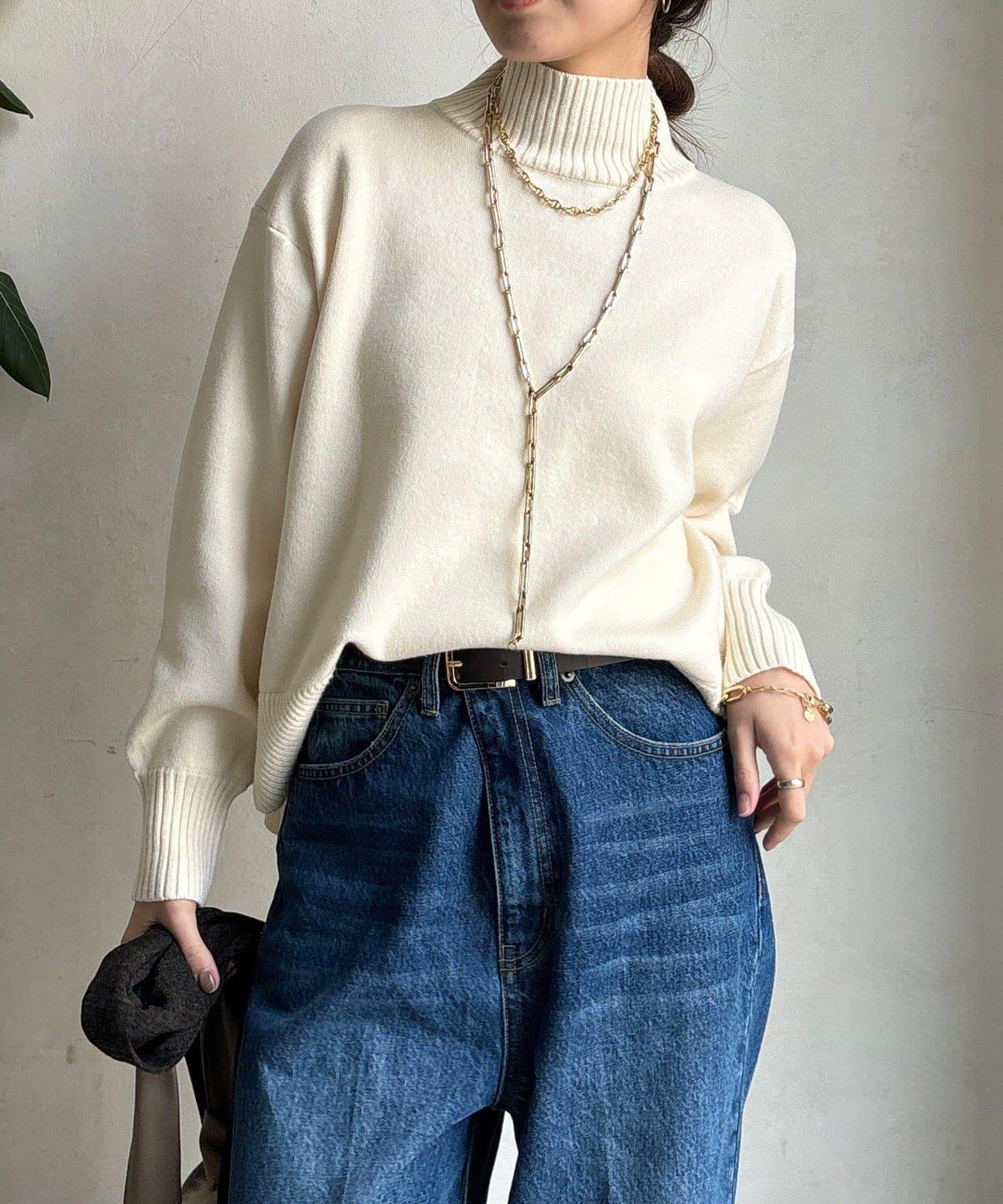 側開叉高領針織衫