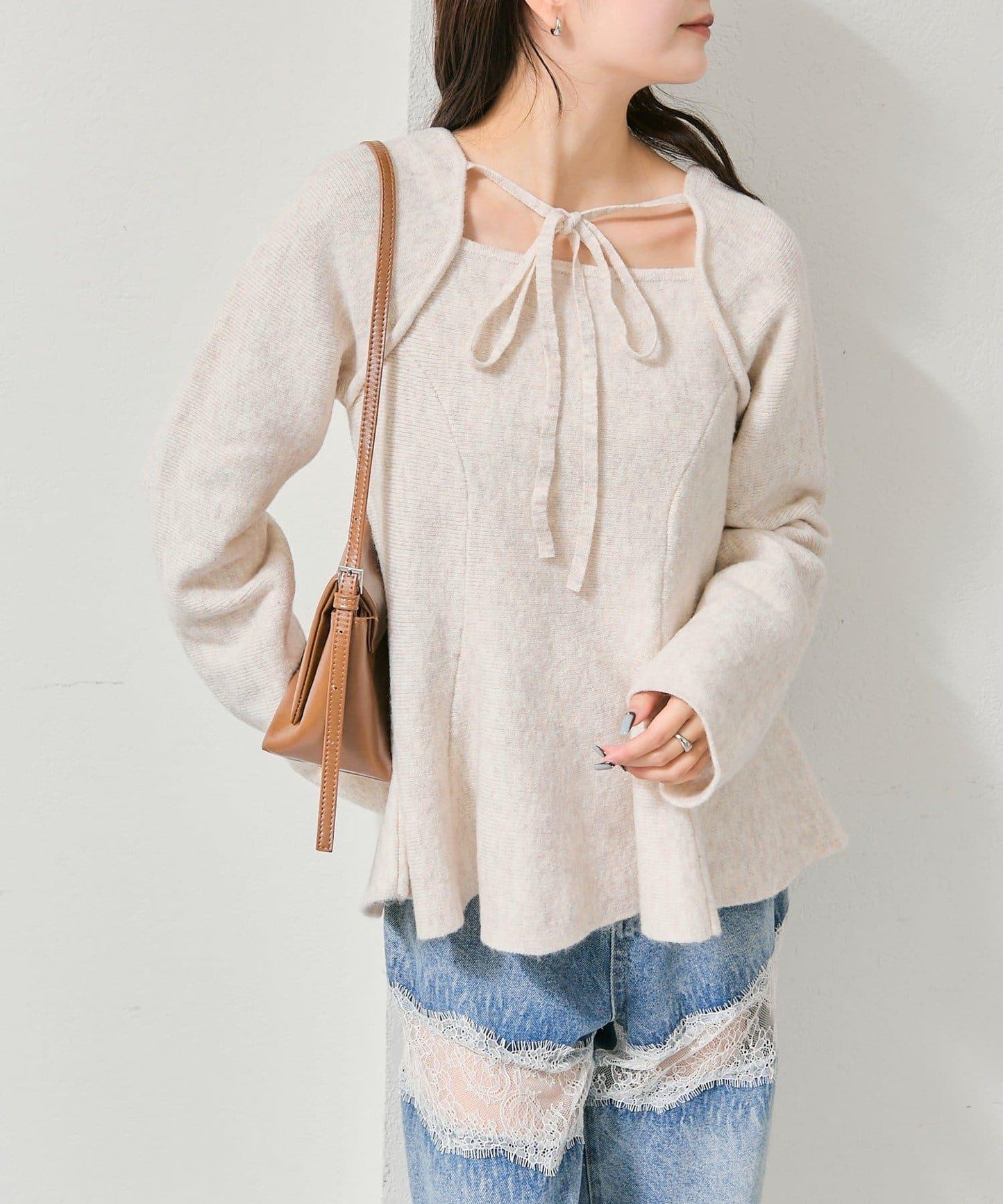 方領荷葉邊針織衫