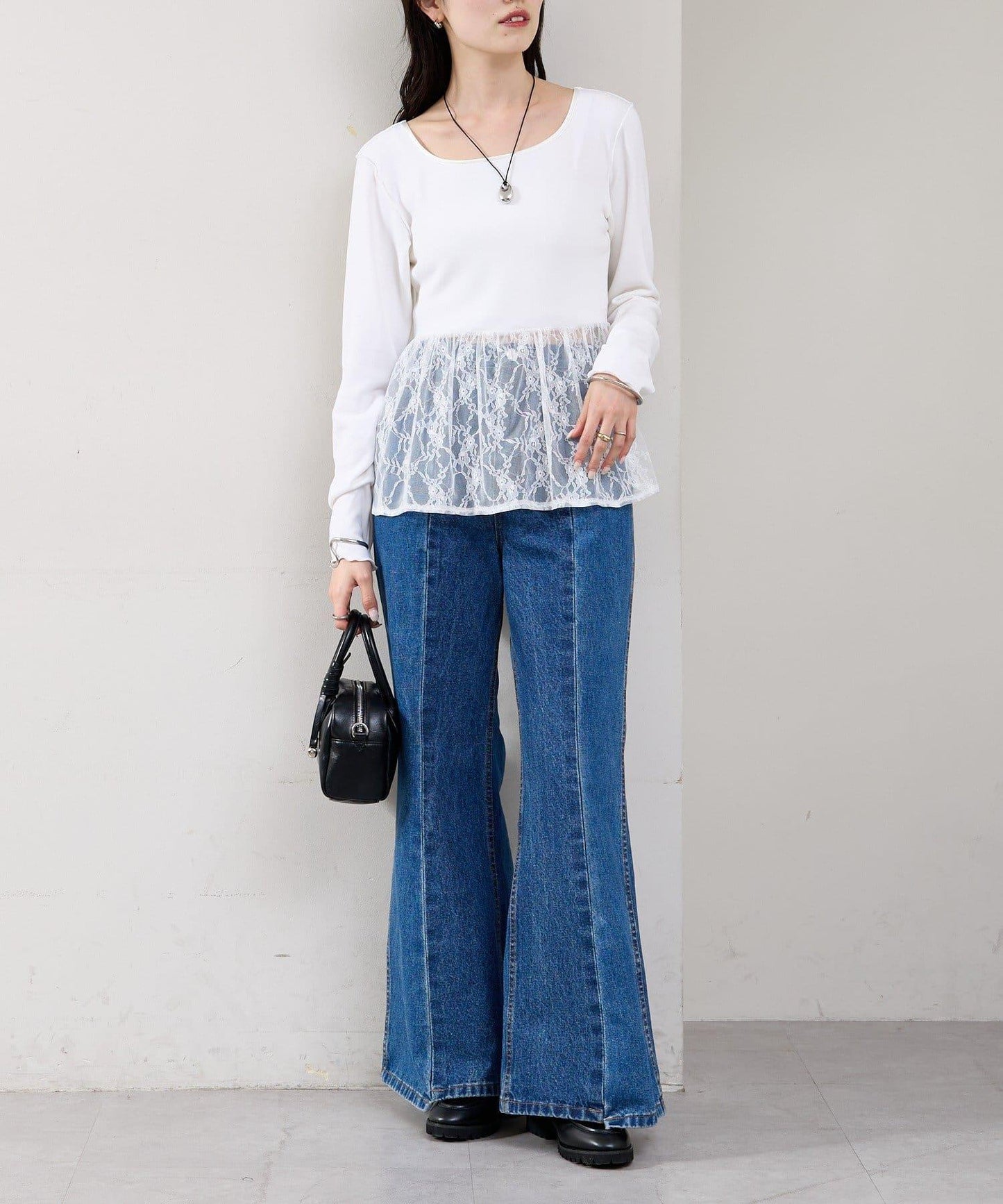 蕾絲拼接長袖T恤