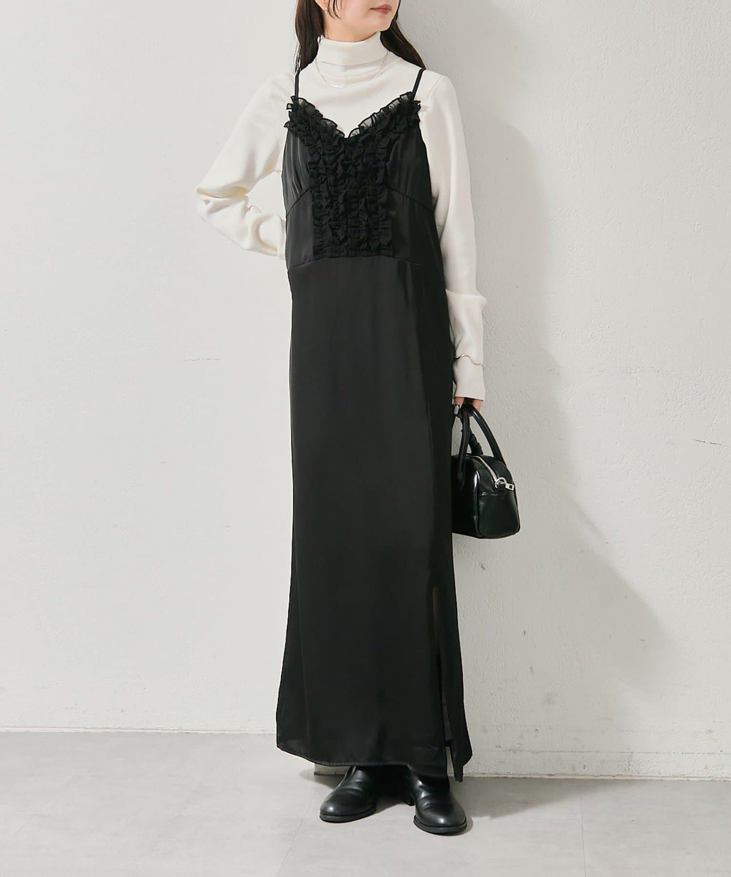 荷葉邊設計吊帶連衣裙