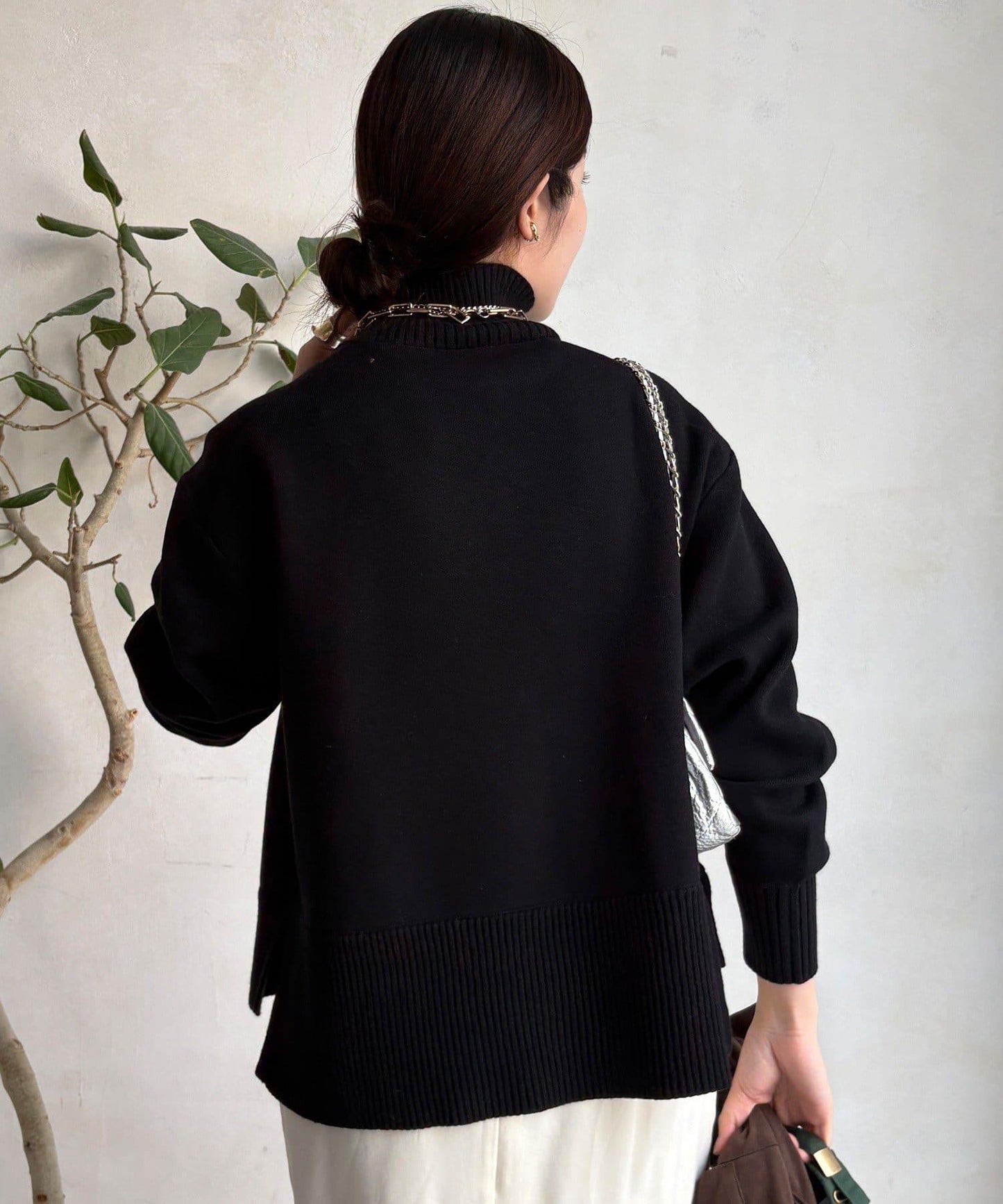 側開叉高領針織衫