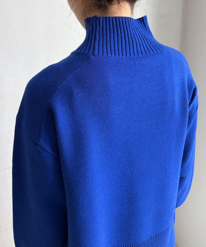 側開叉高領針織衫