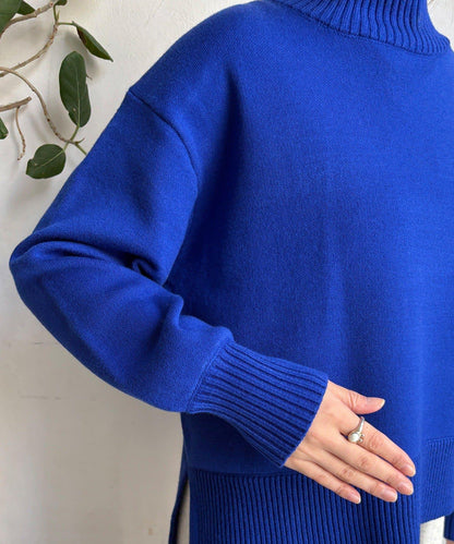 側開叉高領針織衫