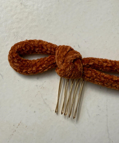 天鵝絨側邊蝴蝶結髮飾