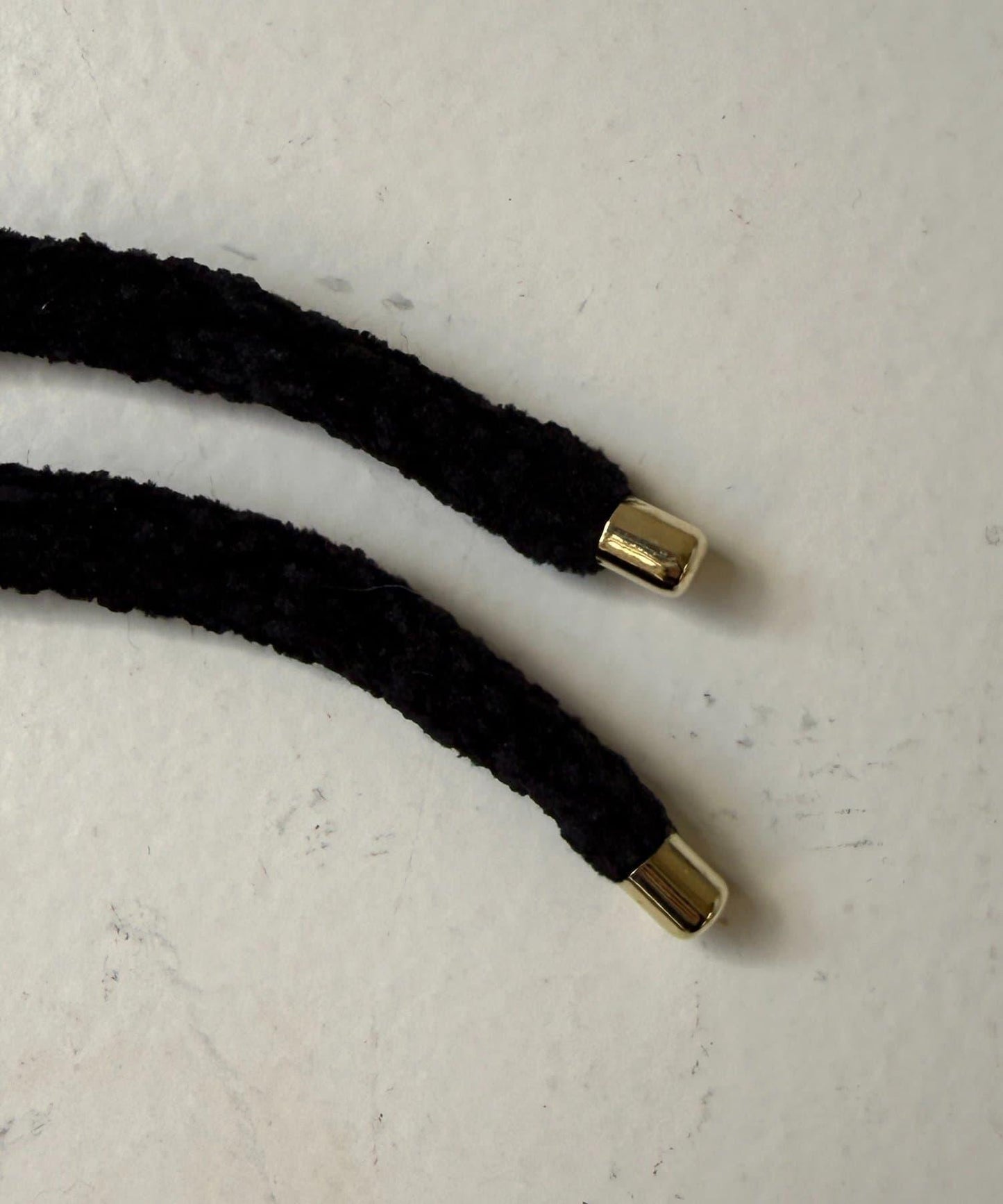 天鵝絨側邊蝴蝶結髮飾