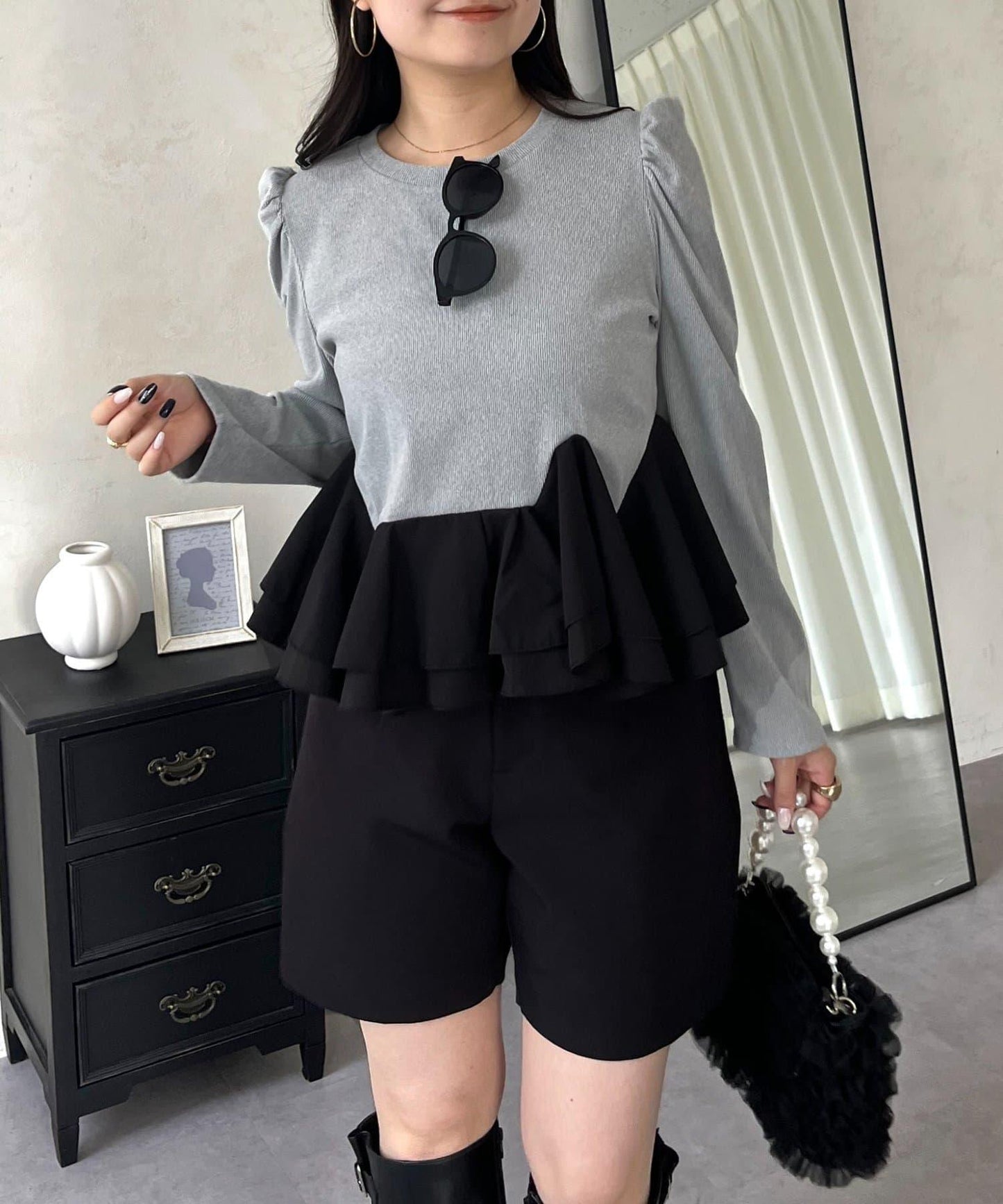 下襬荷葉邊磨毛羅紋針織上衣