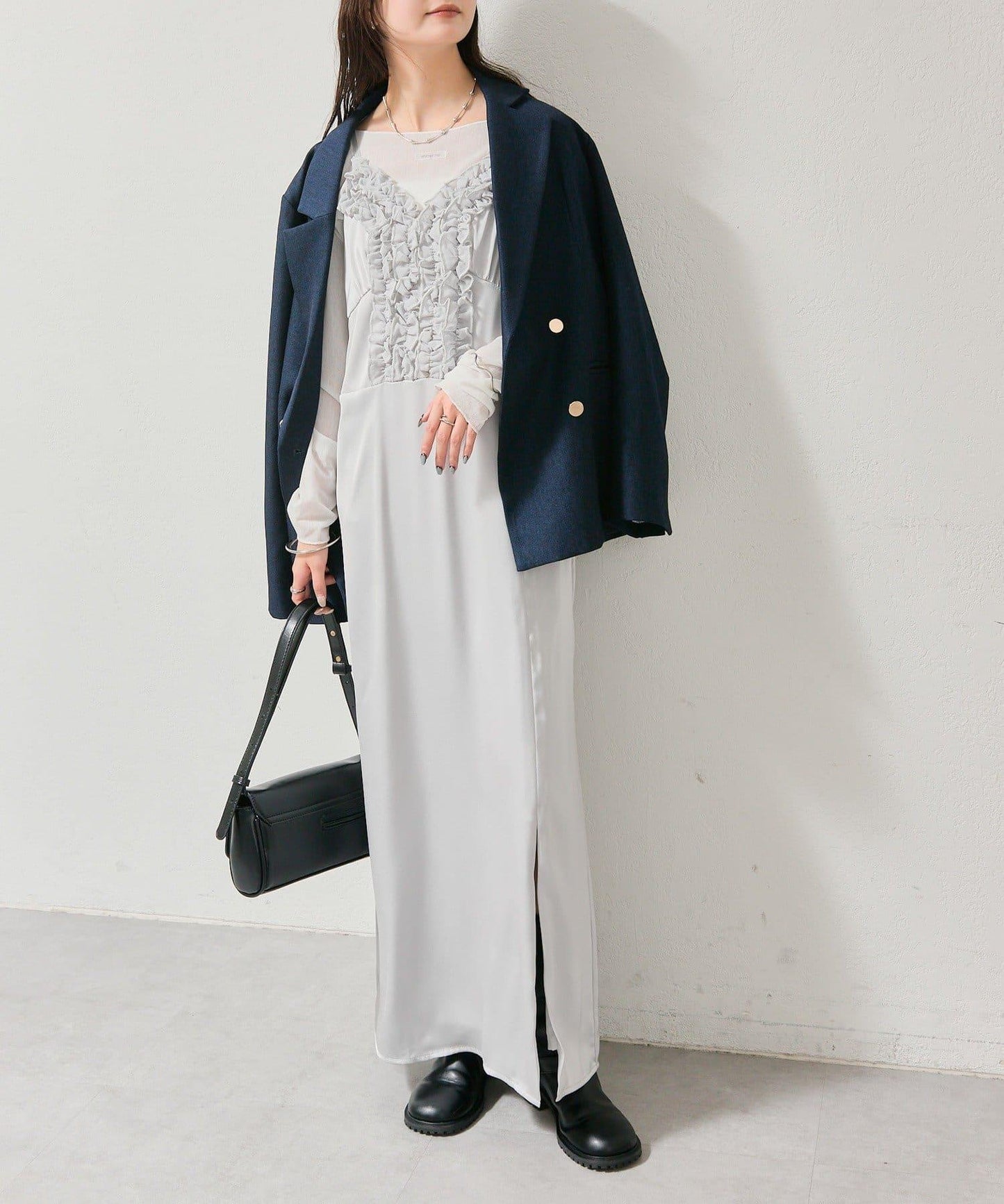 荷葉邊設計吊帶連衣裙