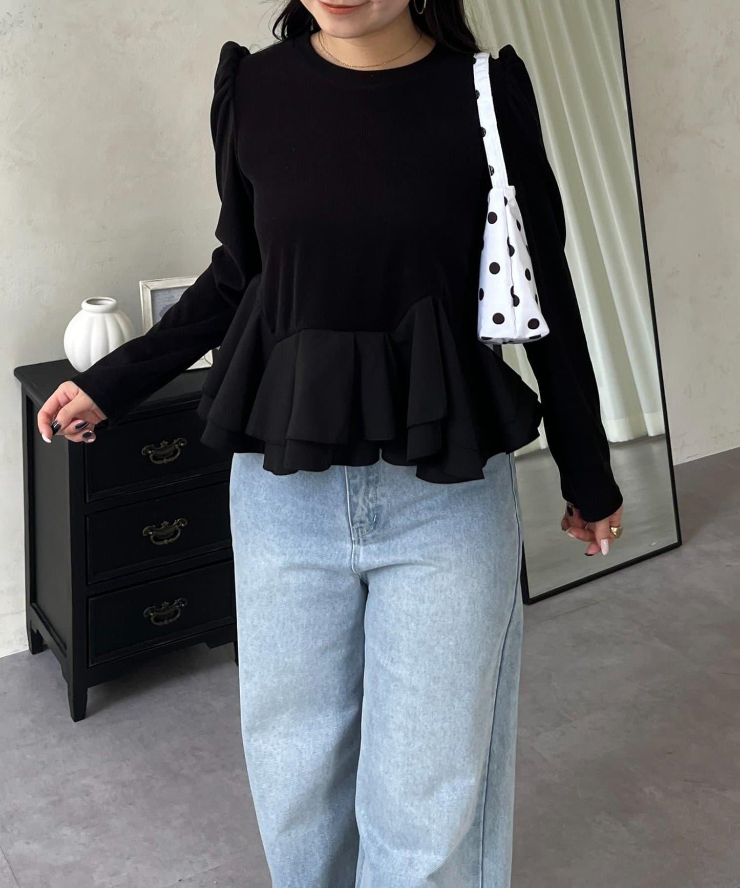 下襬荷葉邊磨毛羅紋針織上衣