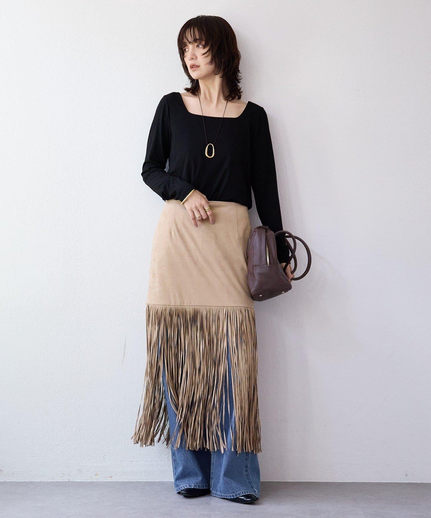 【也適合作為針織衫內搭】方領T恤