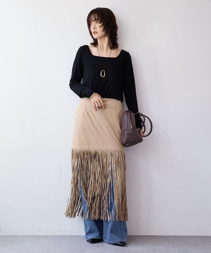 【也適合作為針織衫內搭】方領T恤