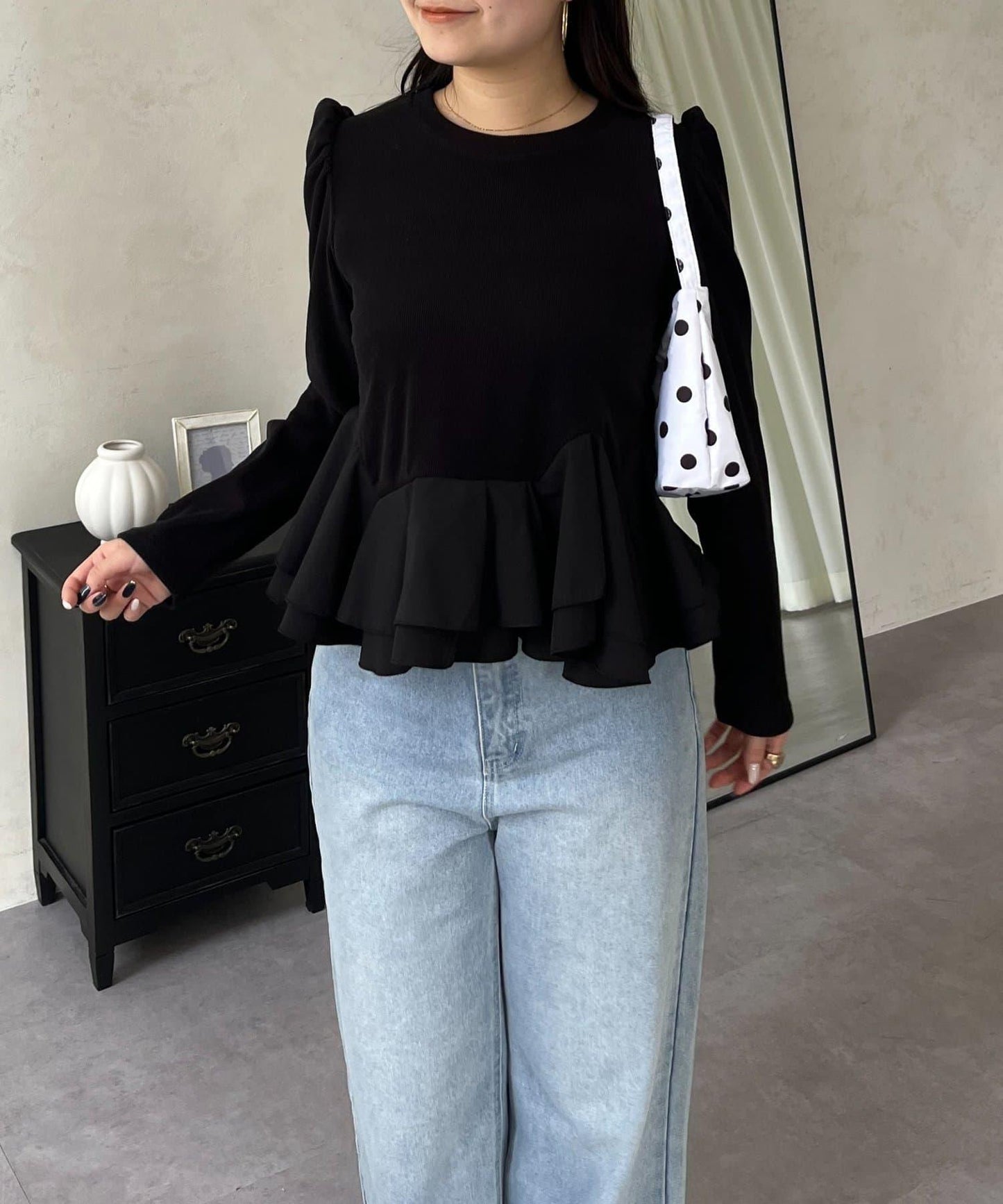 下襬荷葉邊磨毛羅紋針織上衣