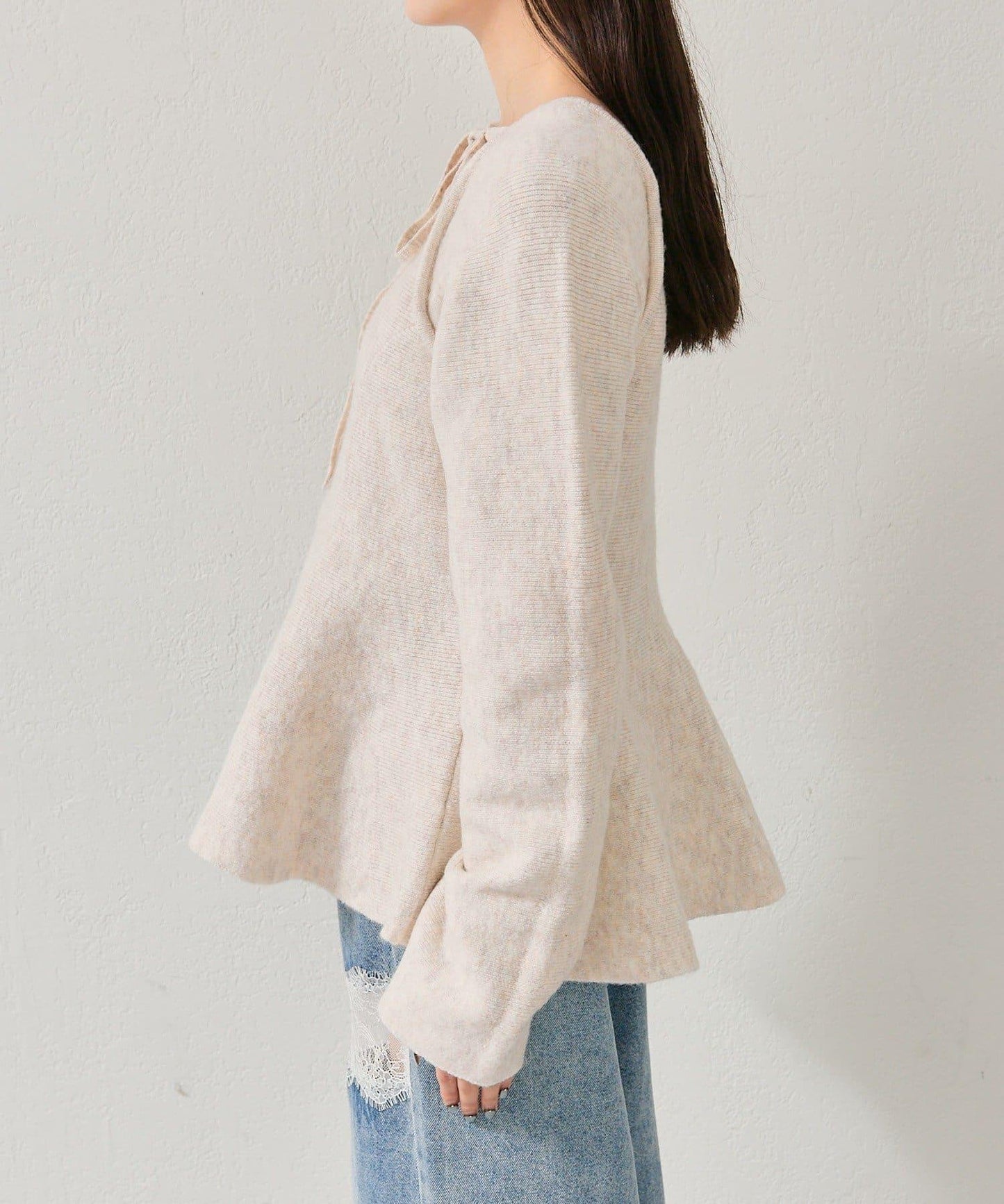 方領荷葉邊針織衫