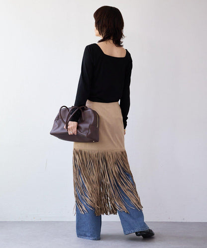 【也適合作為針織衫內搭】方領T恤