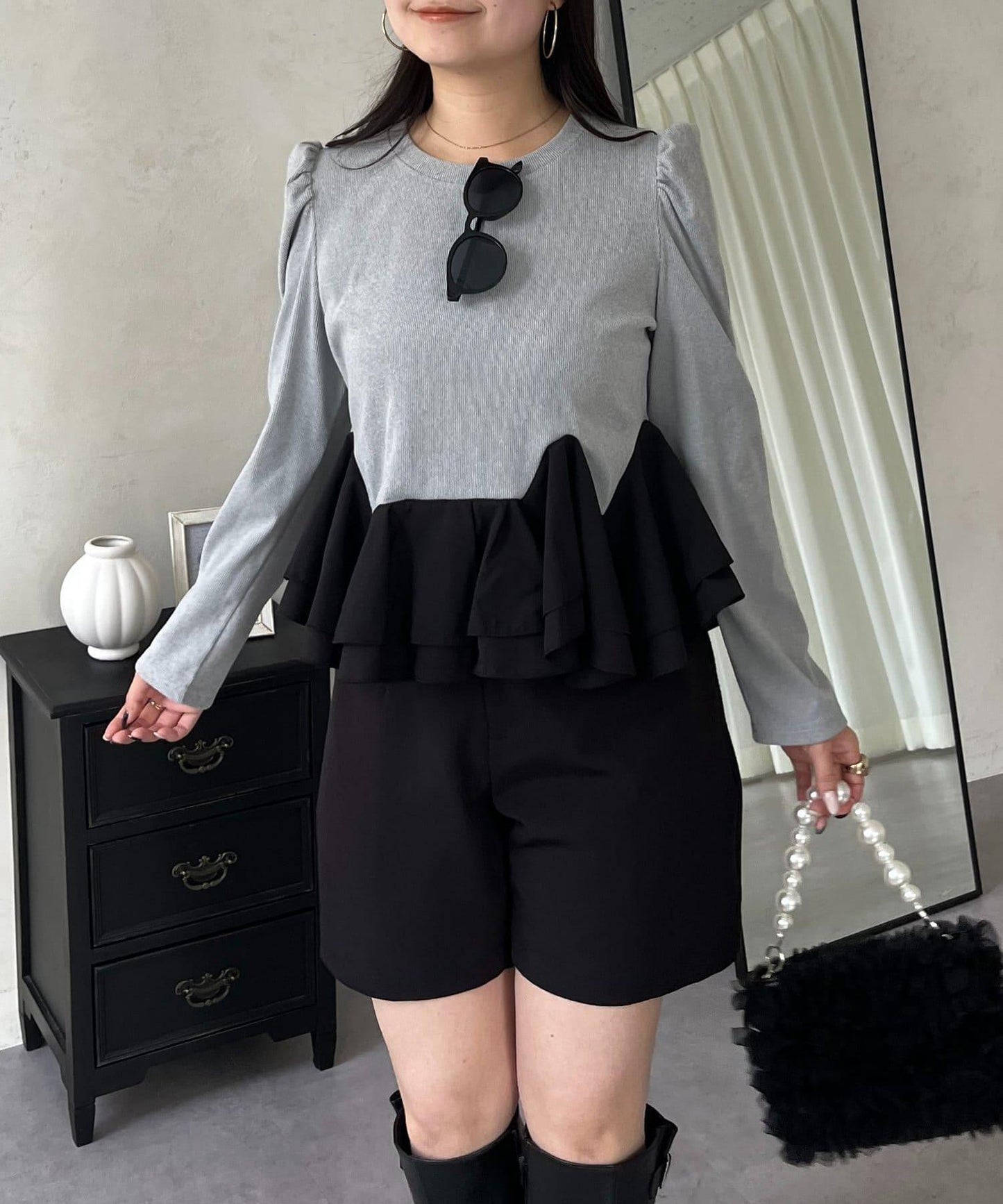 下襬荷葉邊磨毛羅紋針織上衣