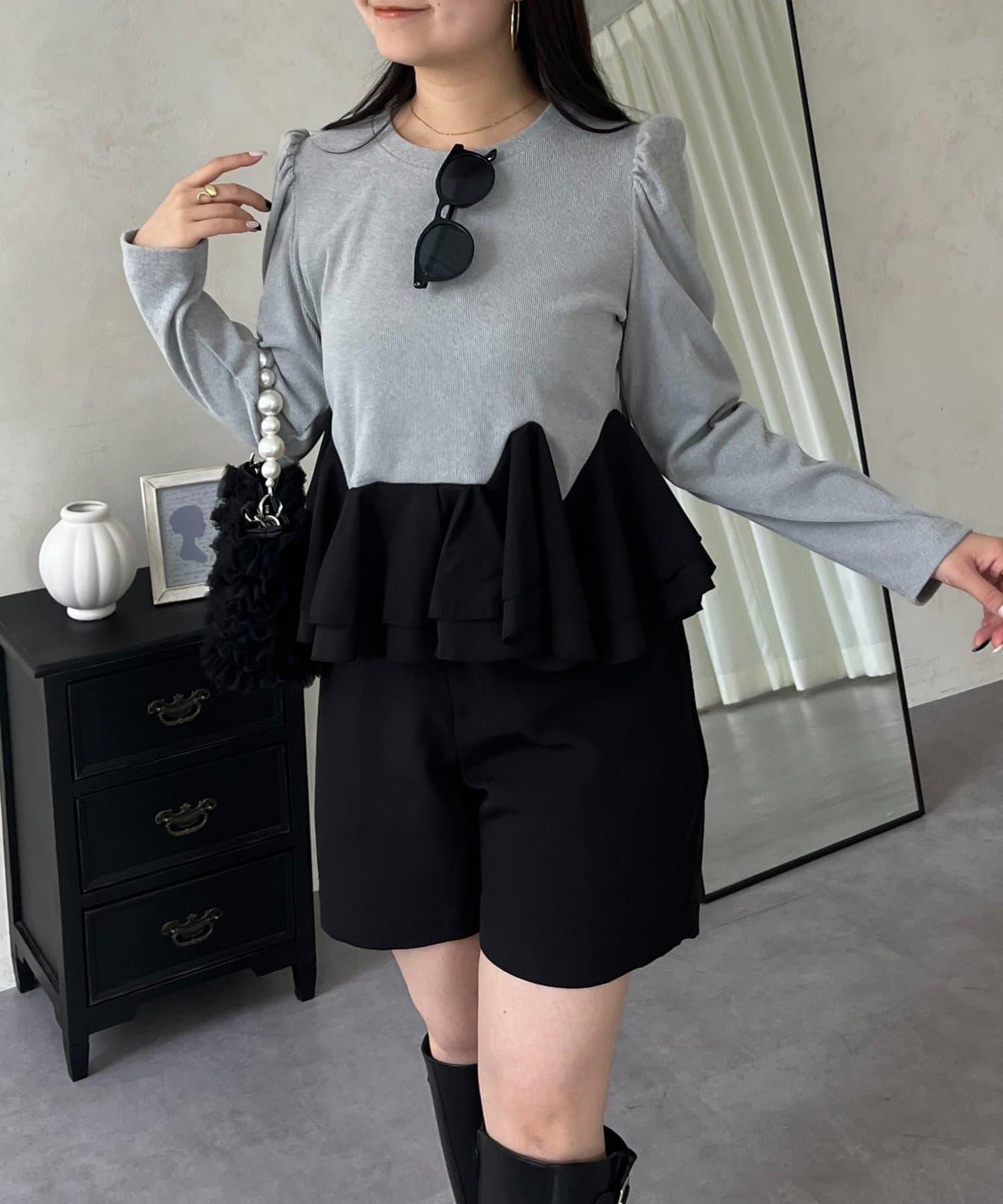 下襬荷葉邊磨毛羅紋針織上衣