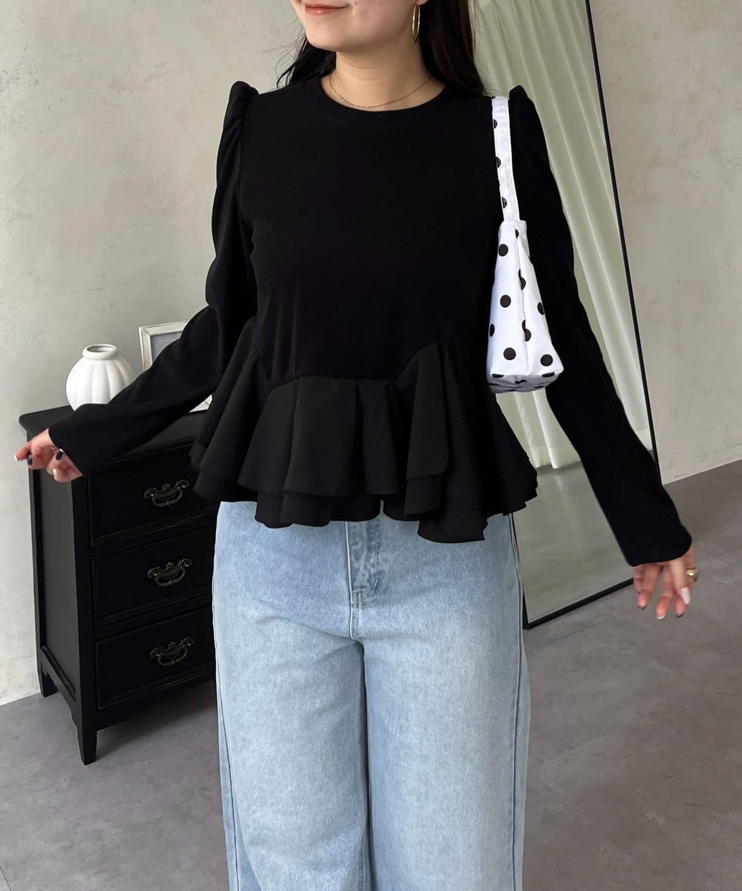 下襬荷葉邊磨毛羅紋針織上衣