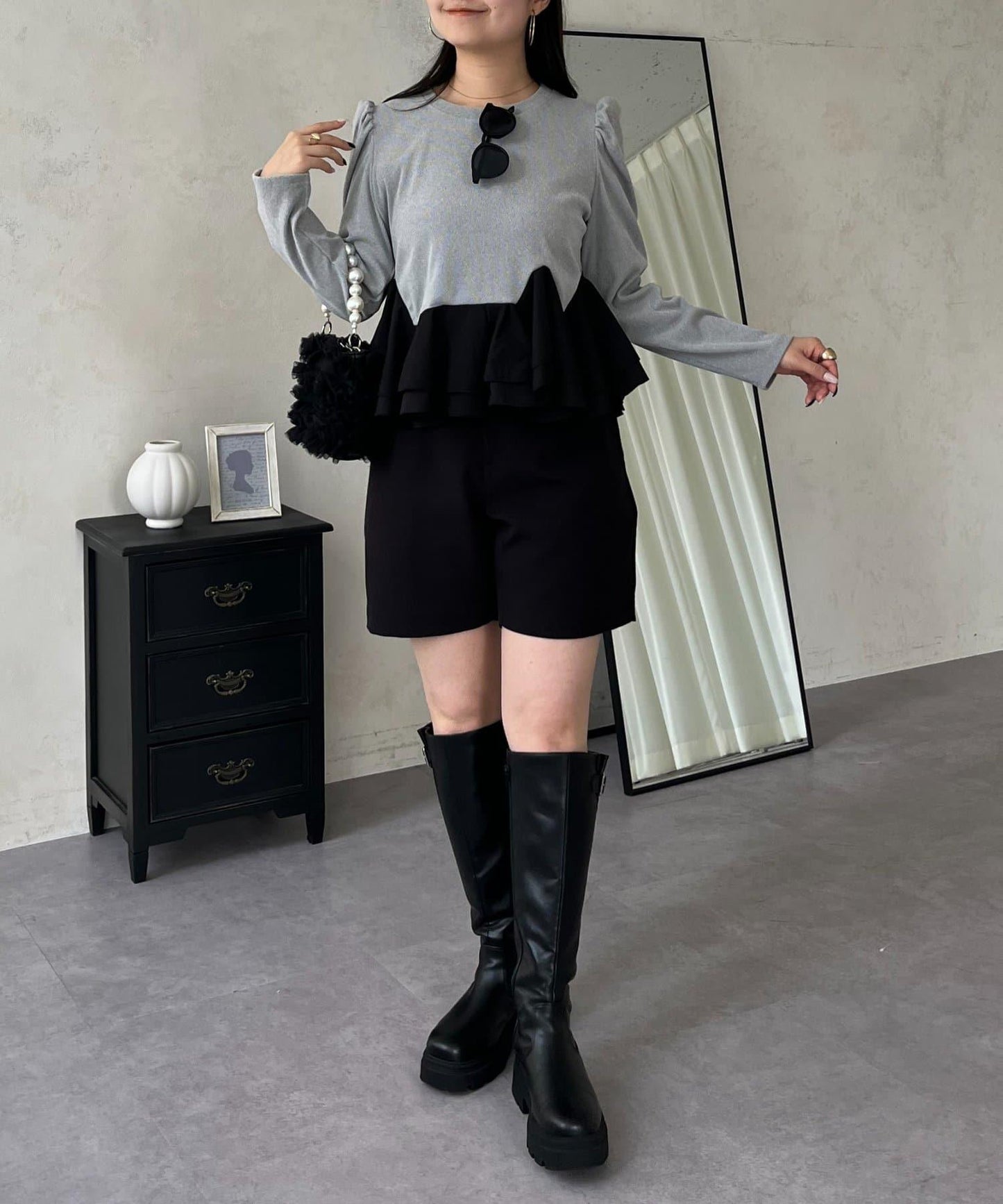 下襬荷葉邊磨毛羅紋針織上衣