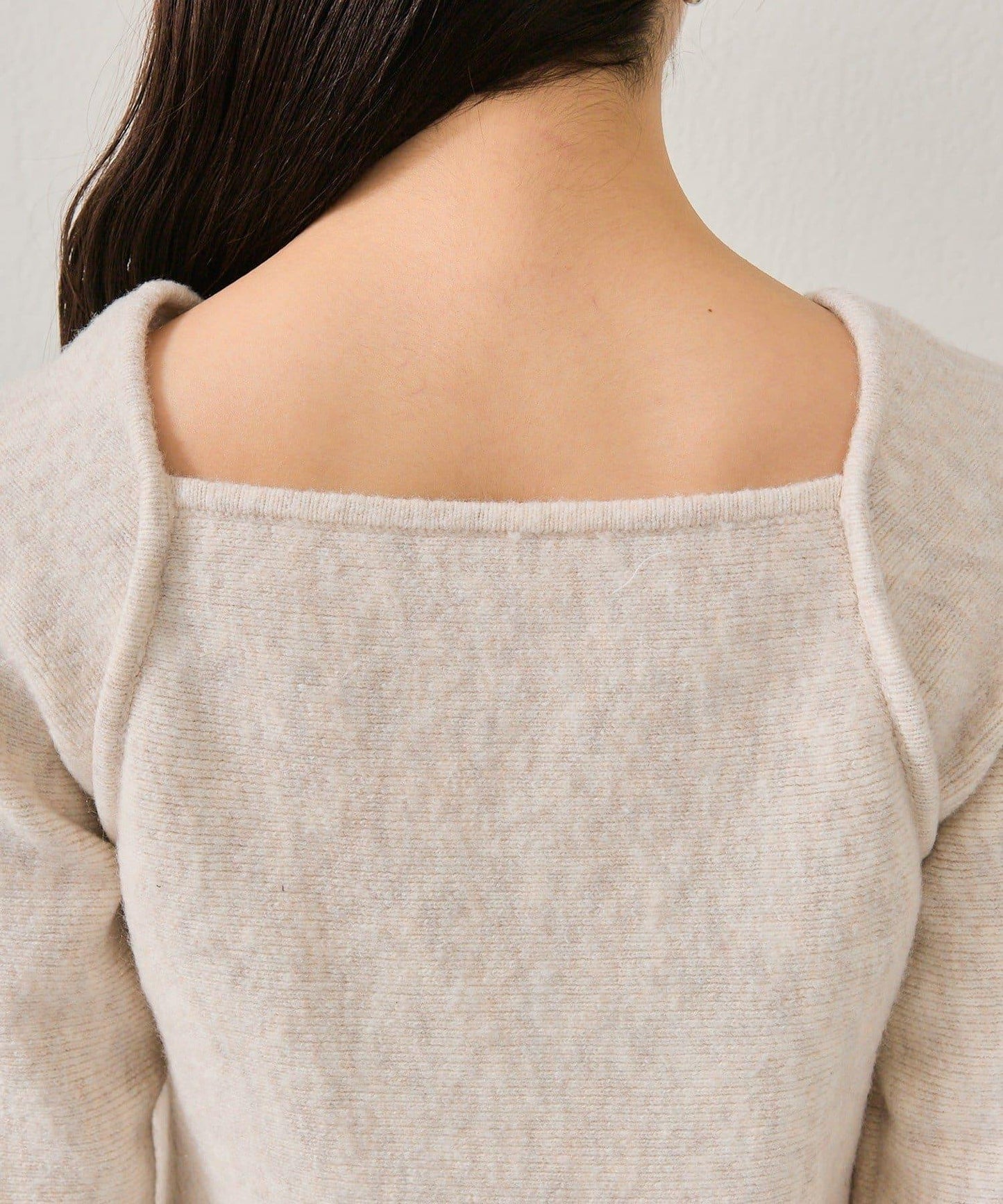 方領荷葉邊針織衫