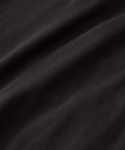 【也適合作為針織衫內搭】方領T恤