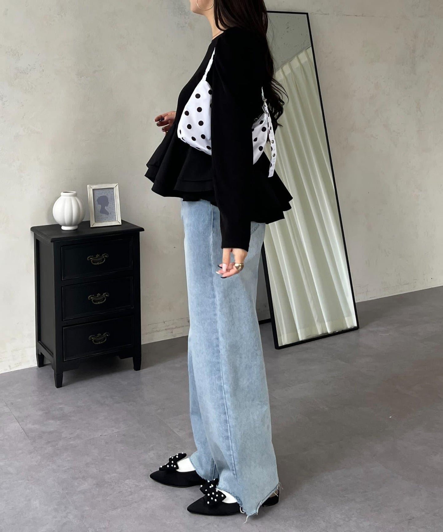 下襬荷葉邊磨毛羅紋針織上衣