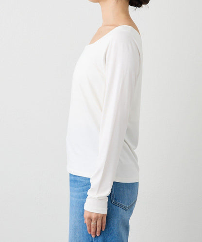 【也適合作為針織衫內搭】方領T恤