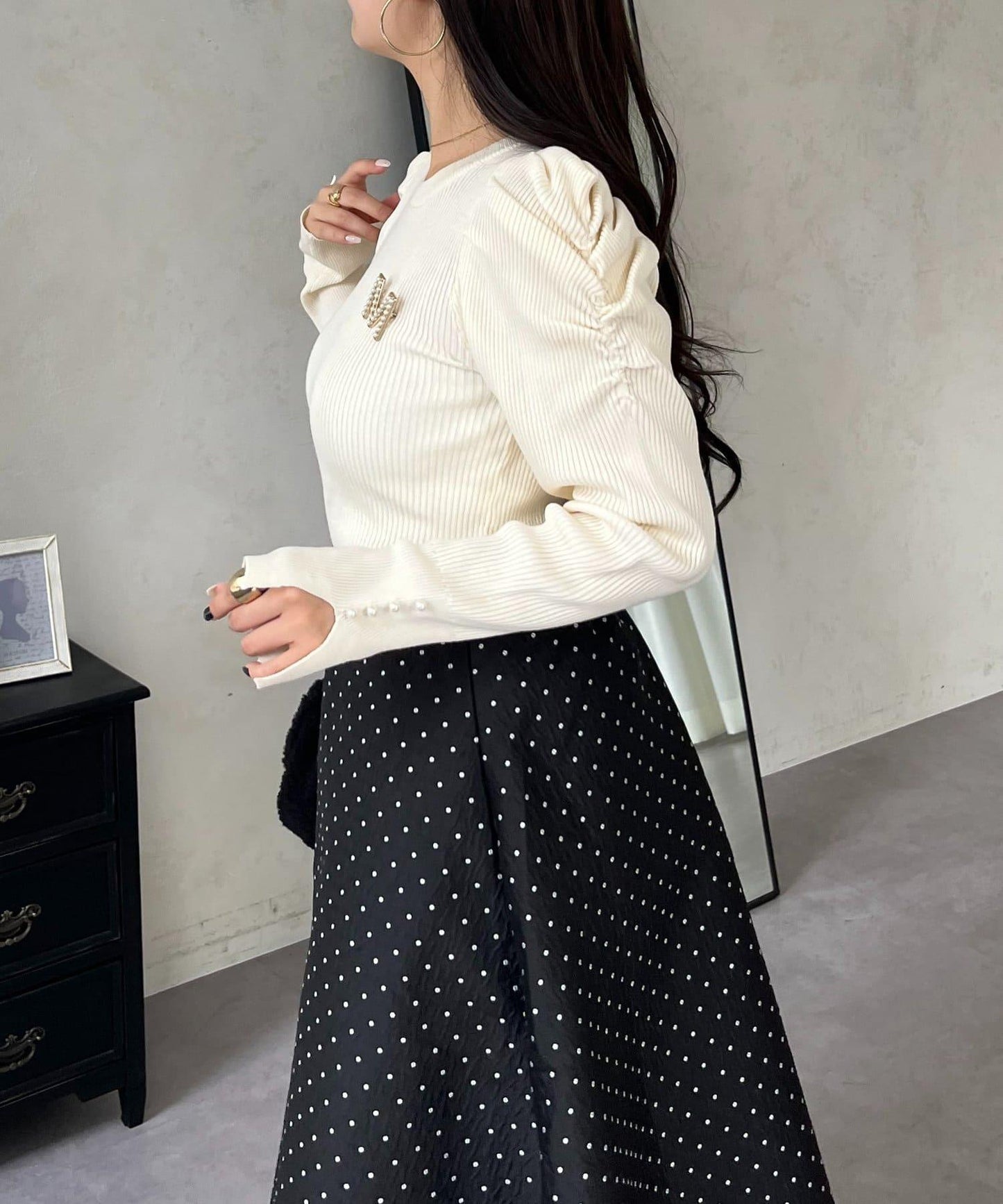 袖珍珠泡泡袖羅紋針織衫