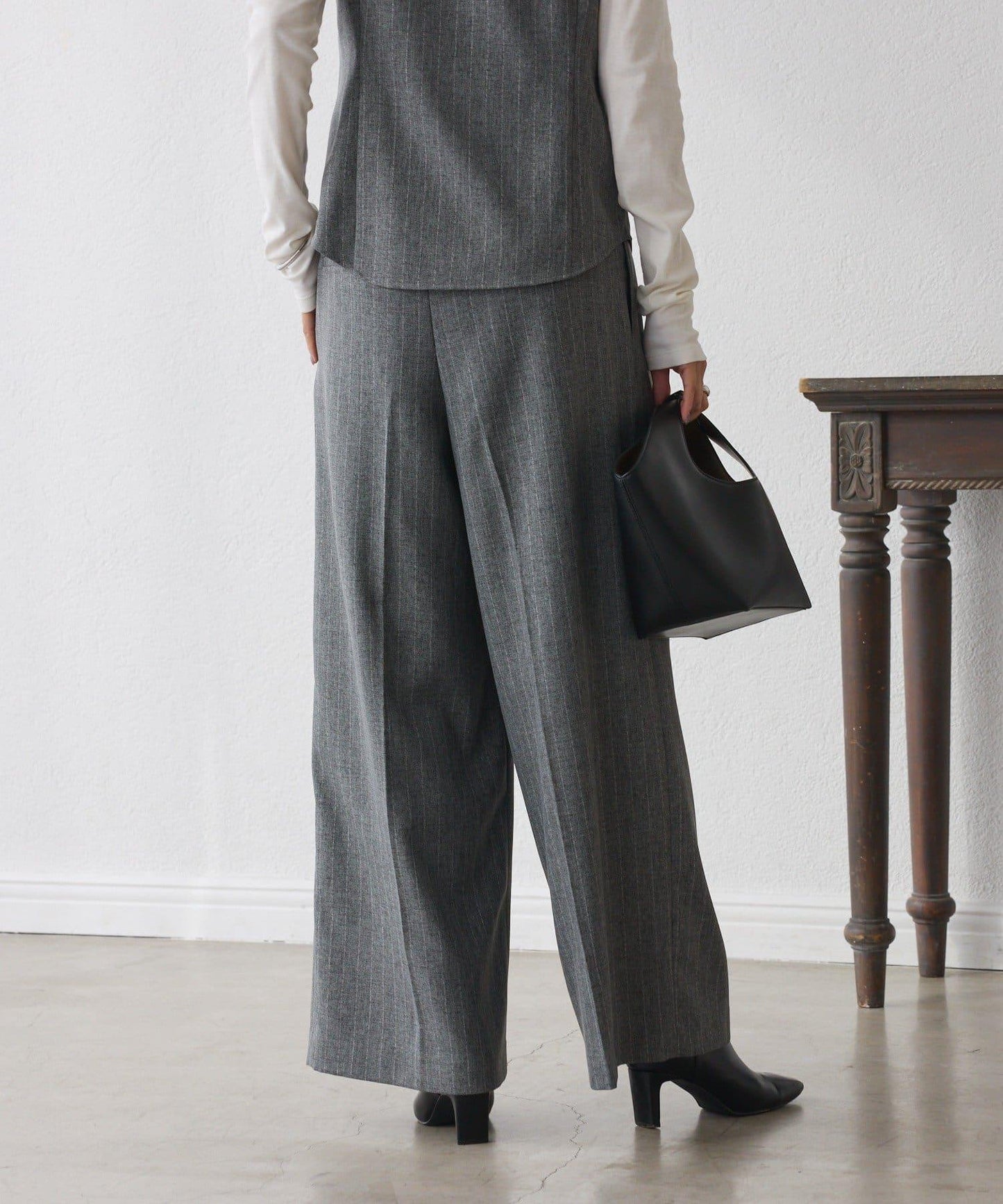 【可搭配套裝】羊毛斜紋雙褶長褲