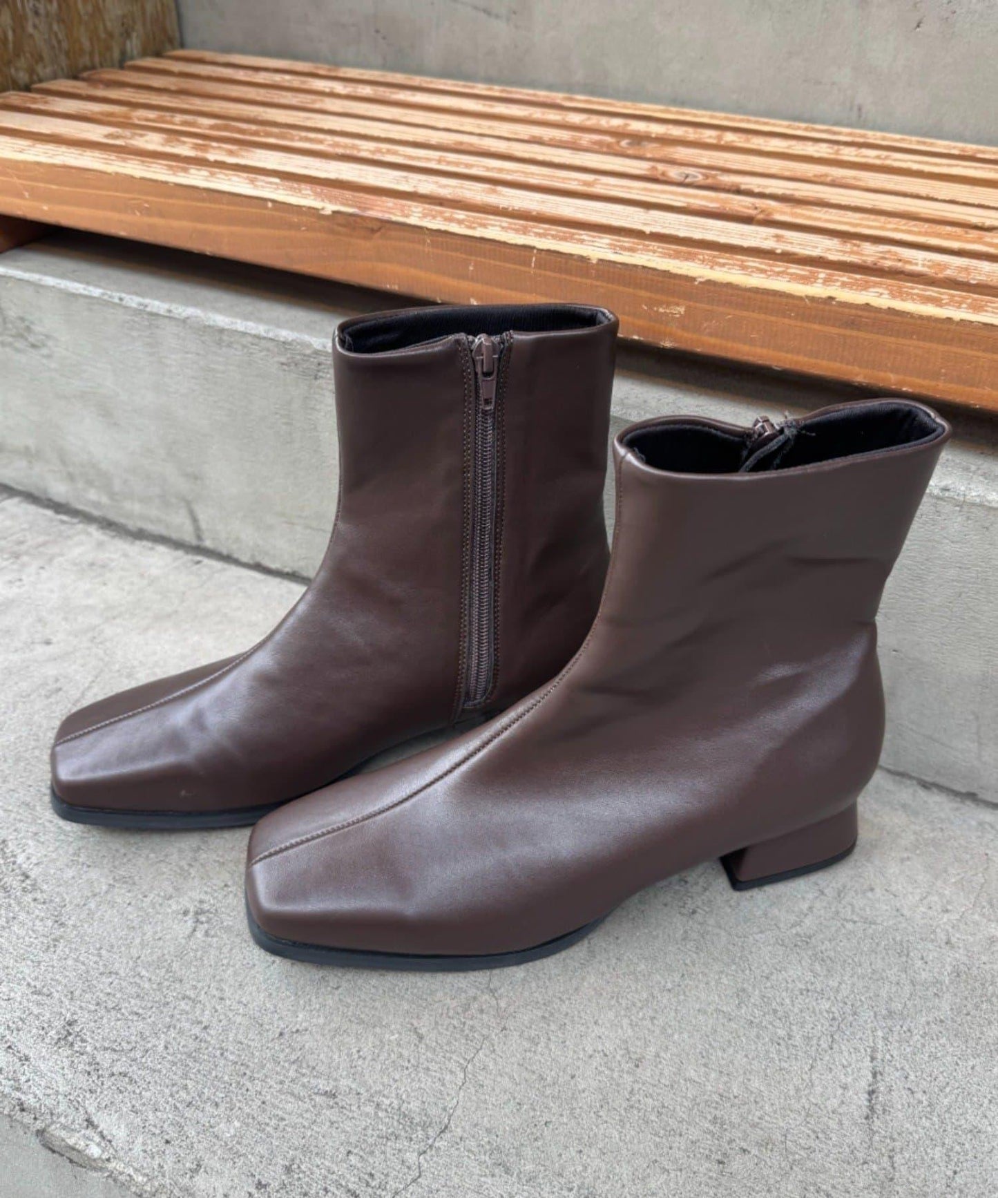 【穿著舒適！】彈力方頭靴