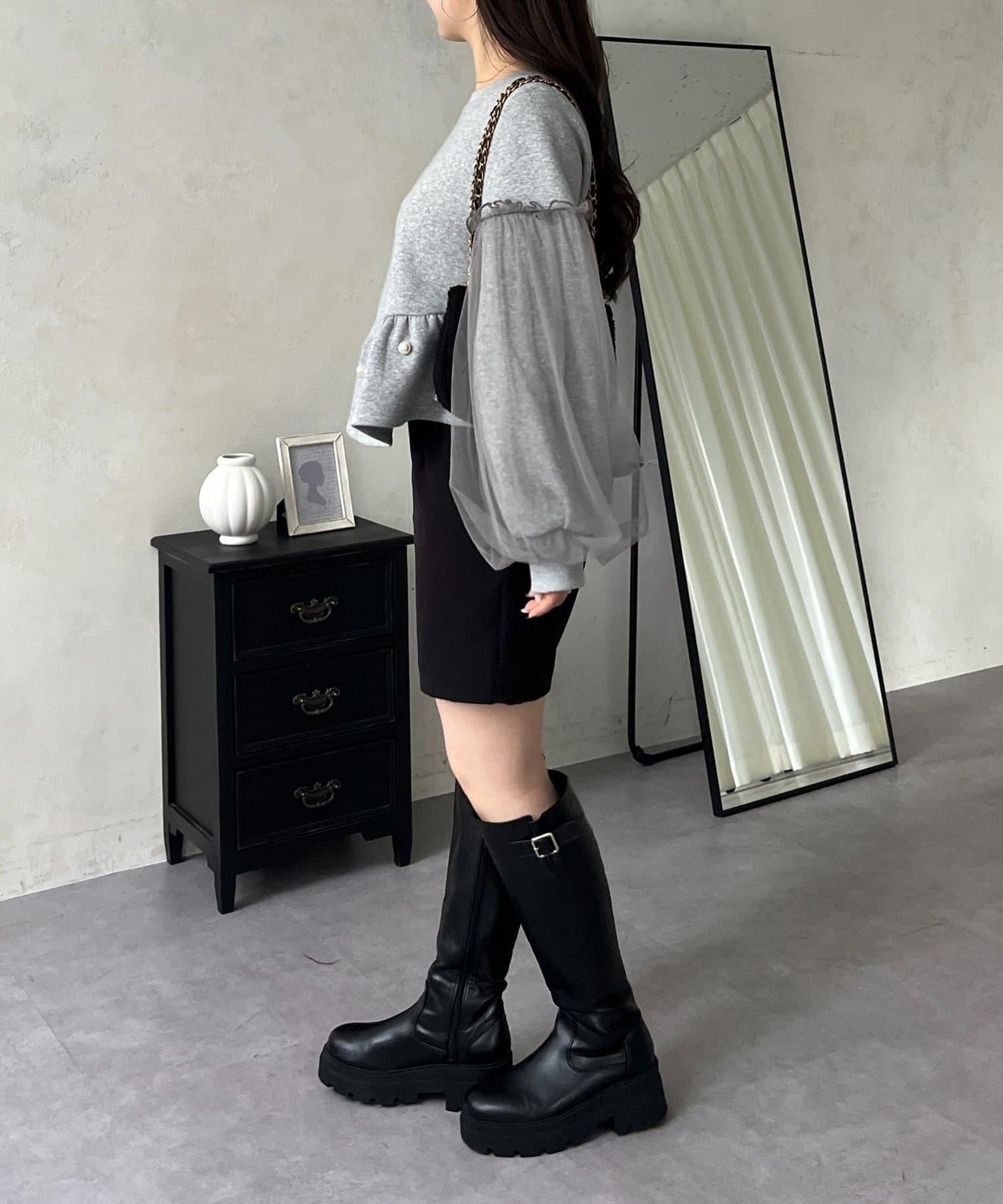 袖部網紗珍珠荷葉邊衛衣