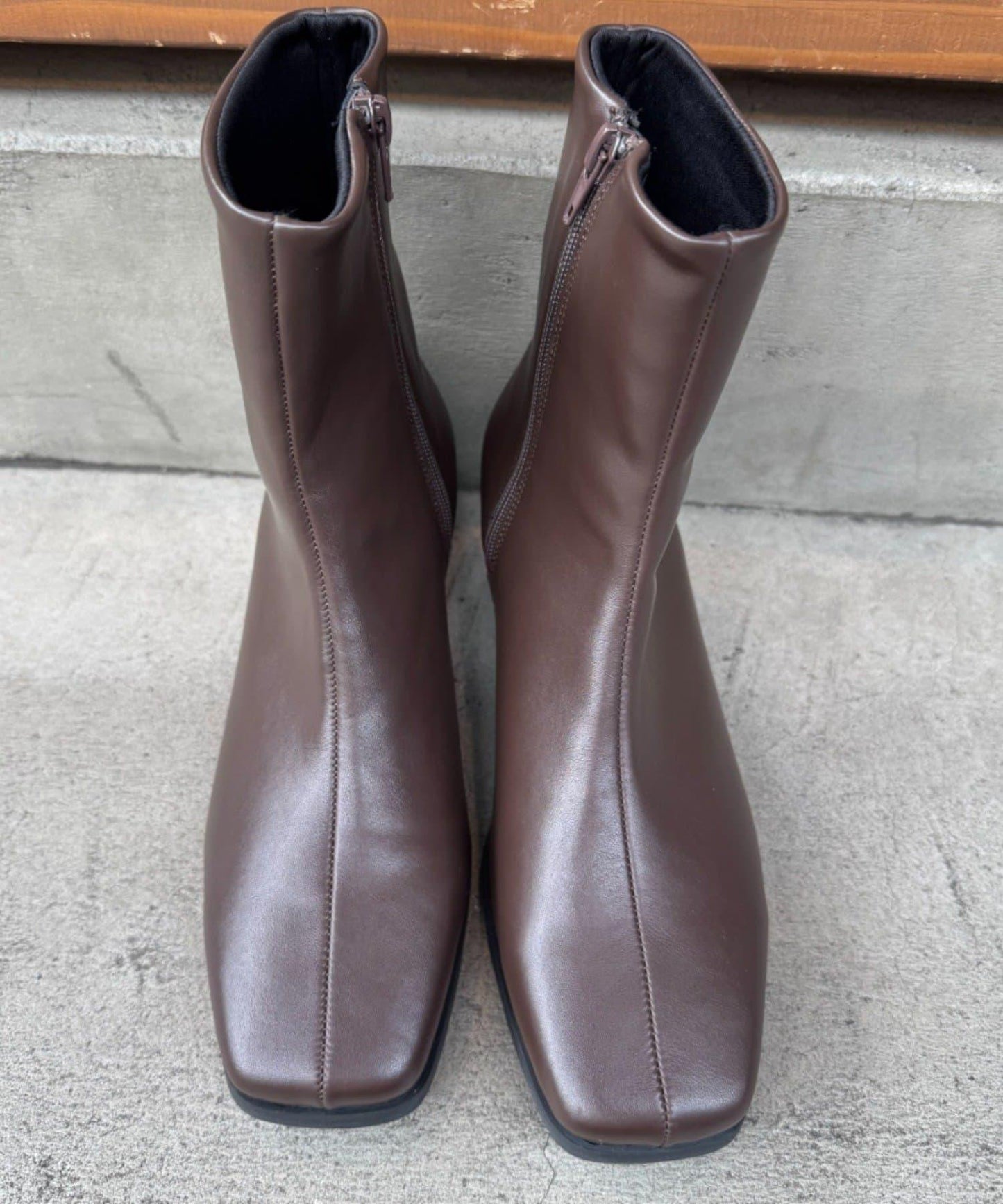 【穿著舒適！】彈力方頭靴