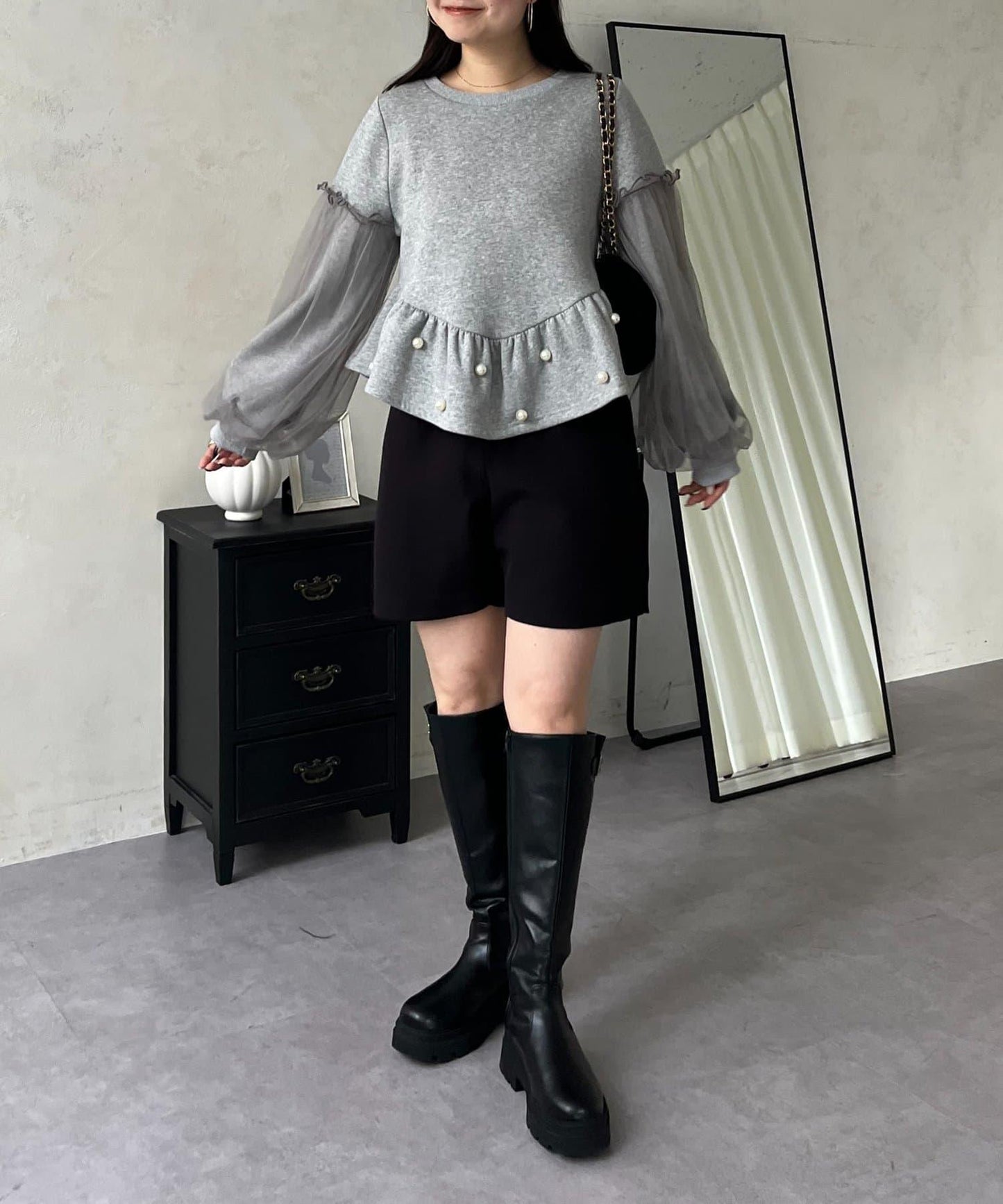 袖部網紗珍珠荷葉邊衛衣