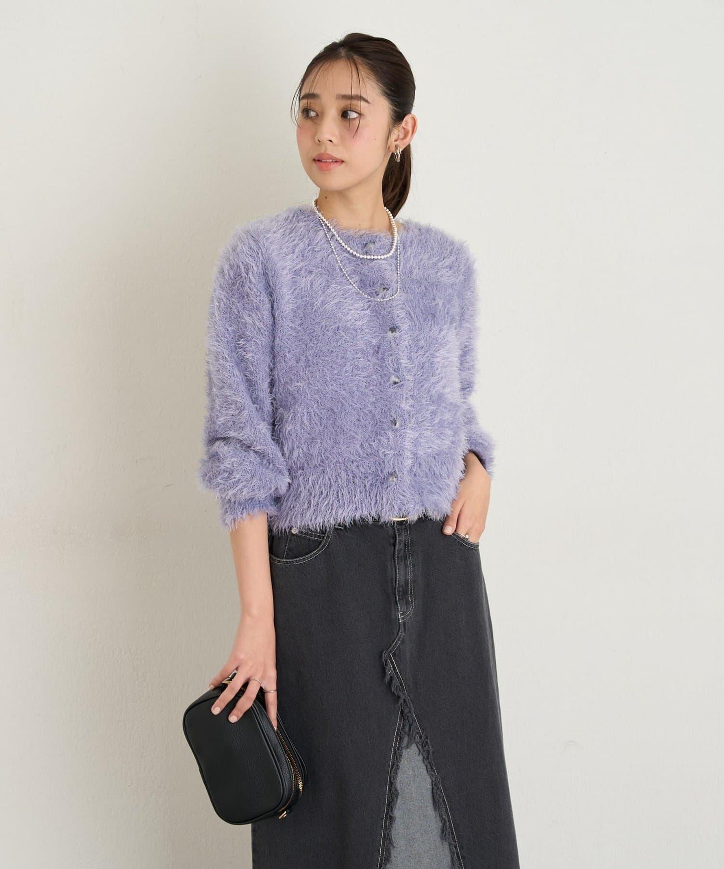 大人女性風格軟質長毛清透紐扣開衫