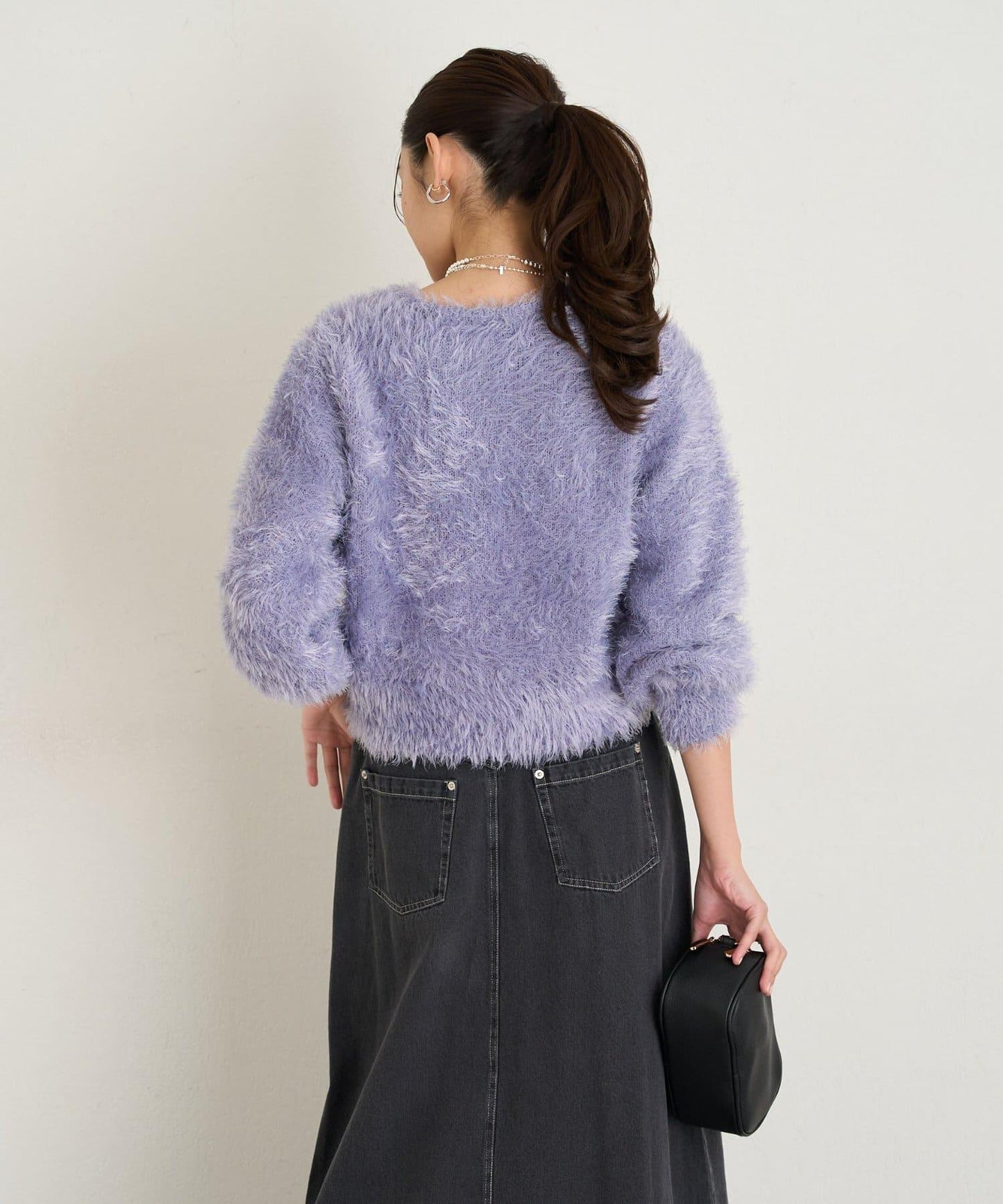 大人女性風格軟質長毛清透紐扣開衫