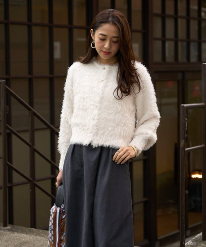 大人女性風格軟質長毛清透紐扣開衫