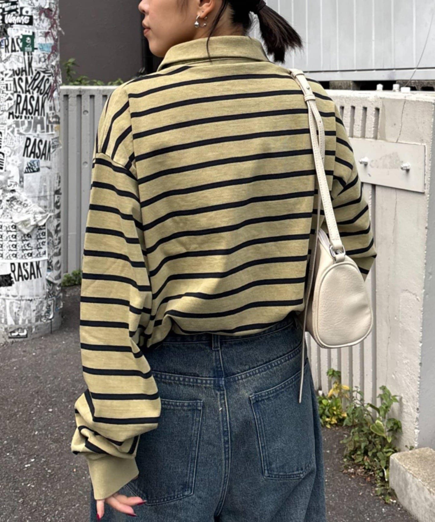 水洗工藝條紋翻領上衣