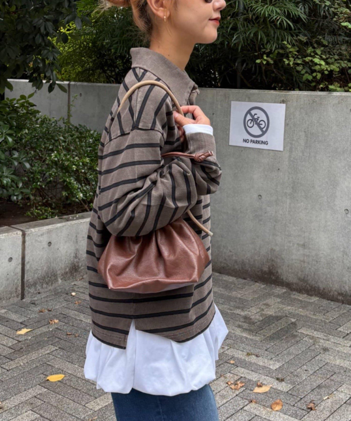 水洗工藝條紋翻領上衣