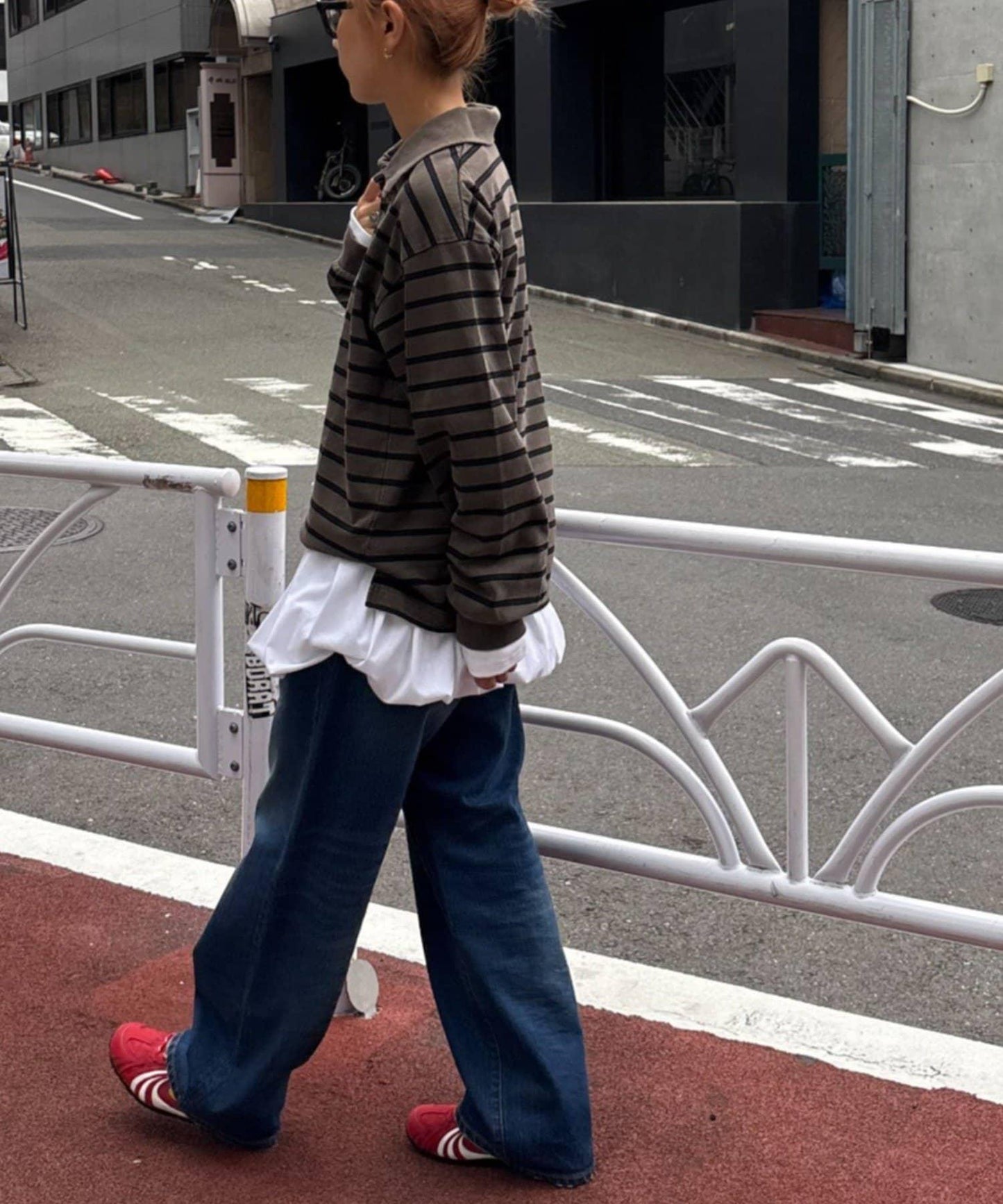 水洗工藝條紋翻領上衣