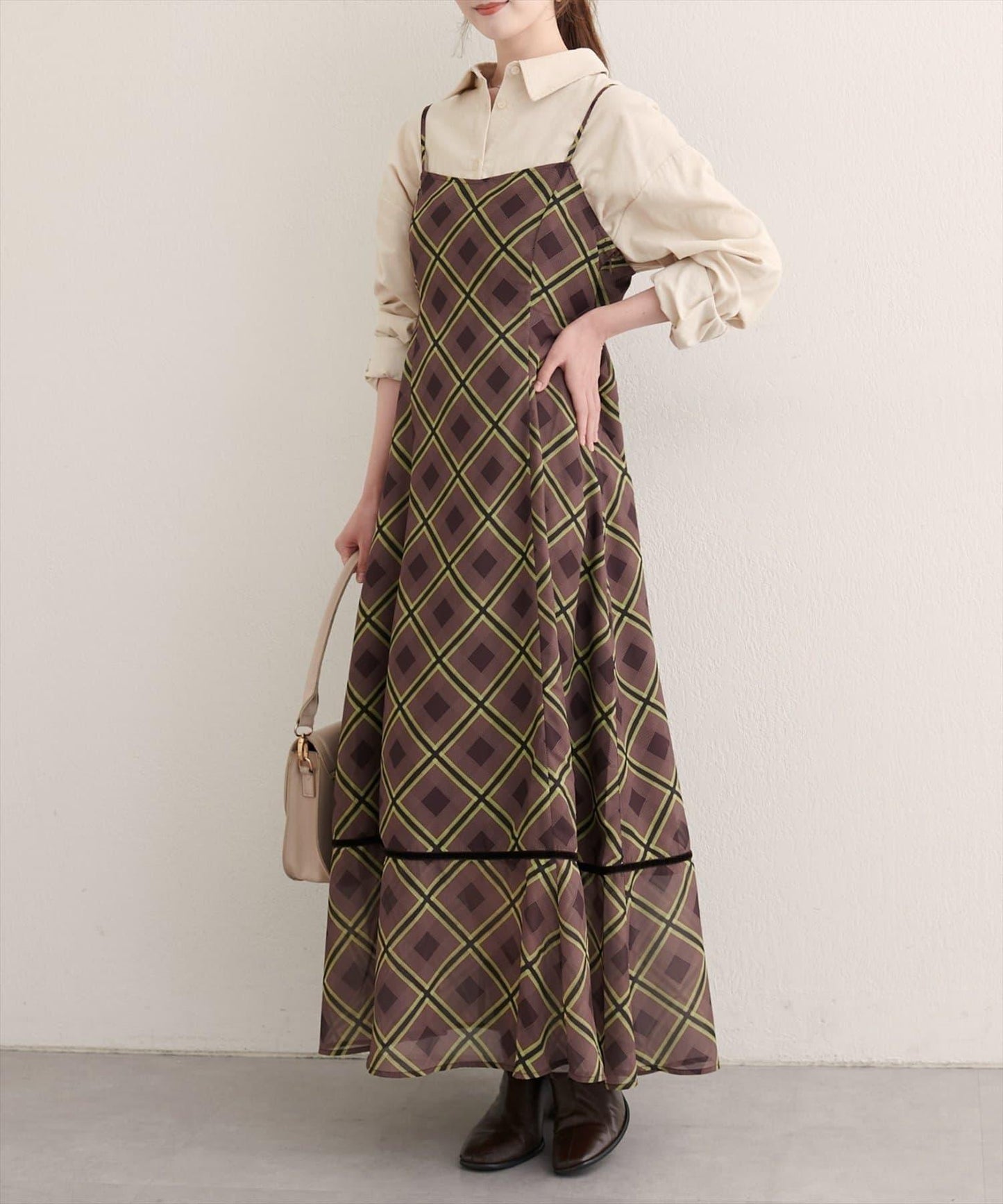 【natural couture】天鵝絨拼接吊帶連衣裙