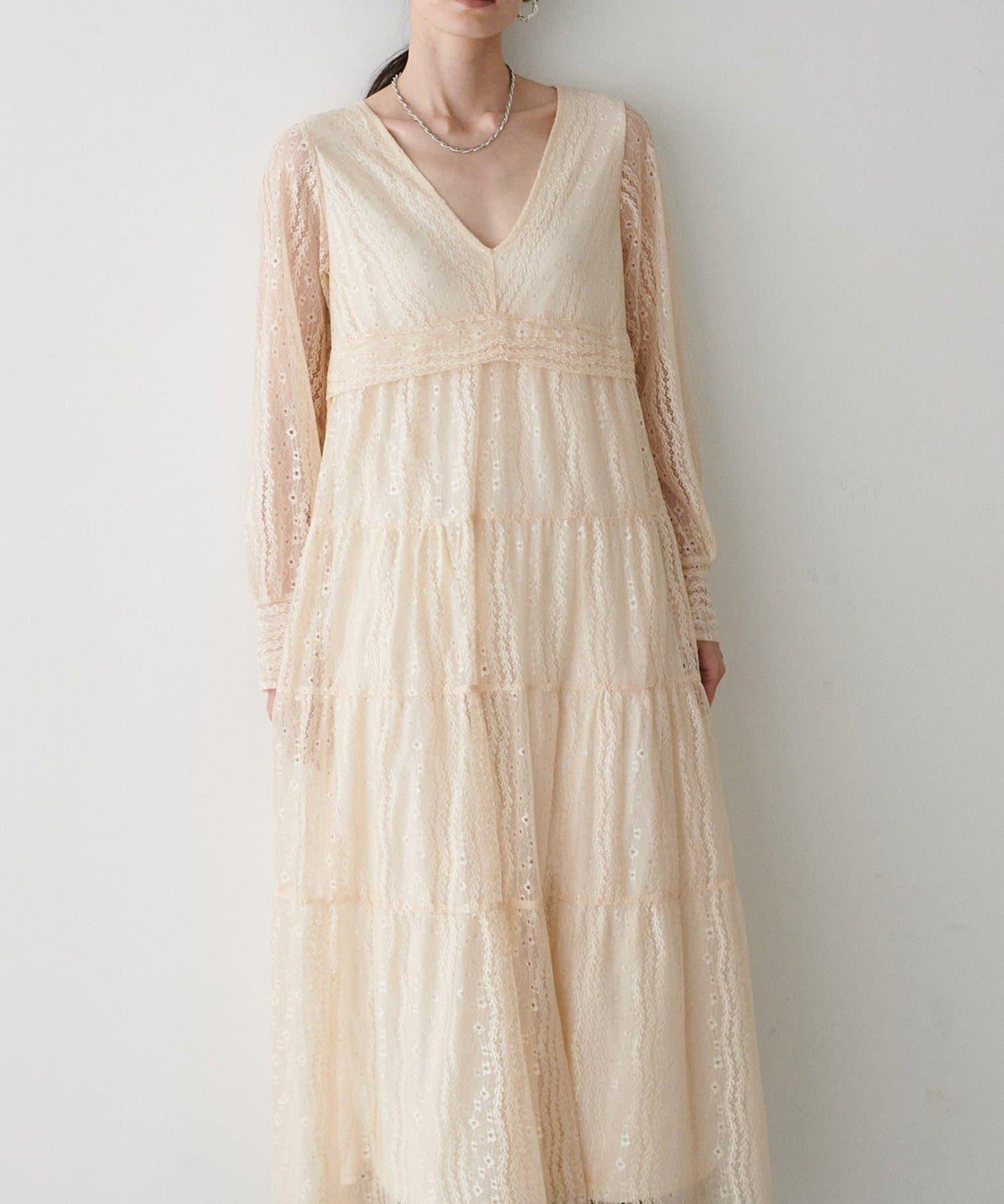 【LARUTA】蕾絲拼接長款連衣裙